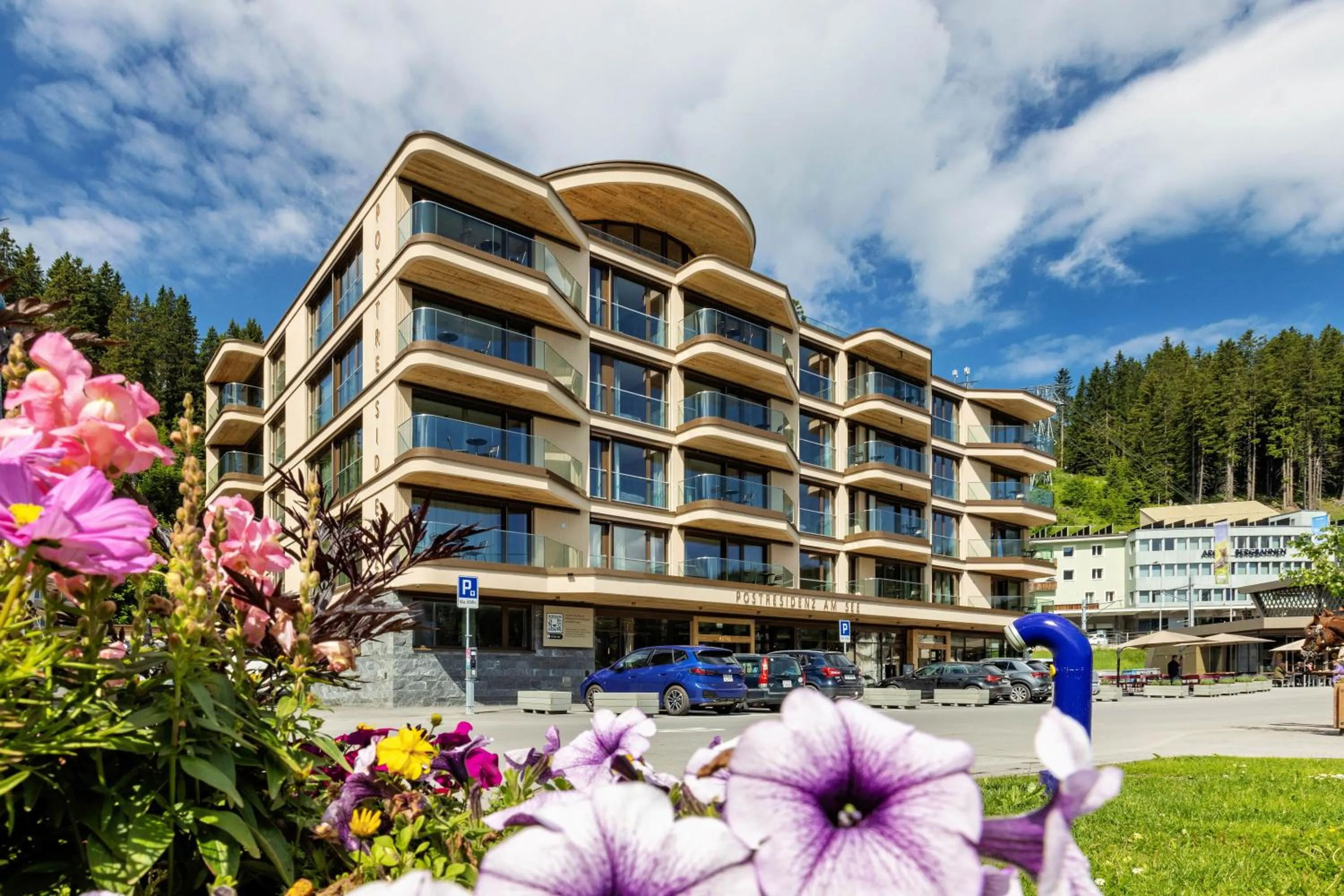 Property building in Postresidenz am See