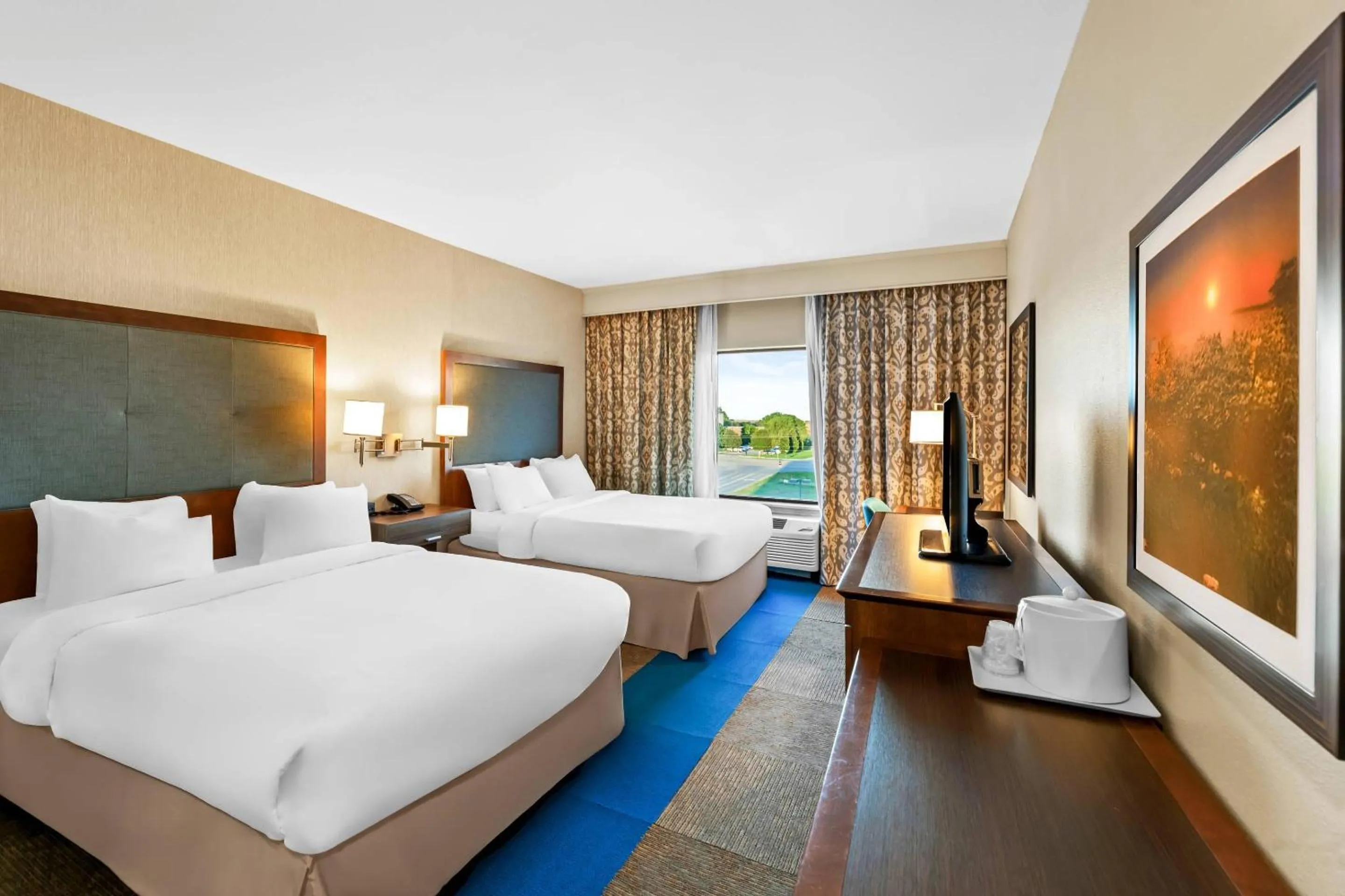 Bedroom, Bed in Quality Inn - Pratt