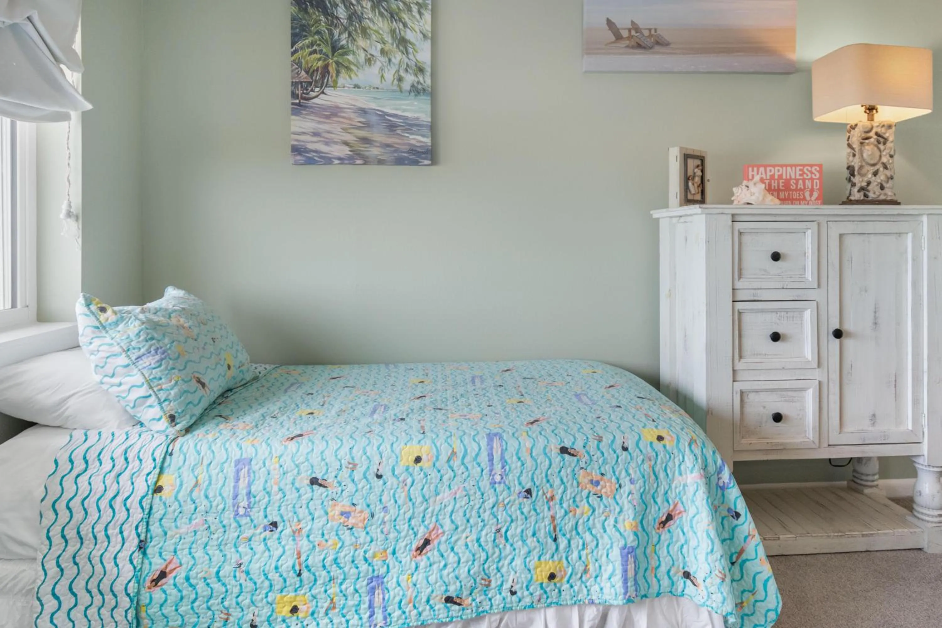 Bed in Beach Blessing