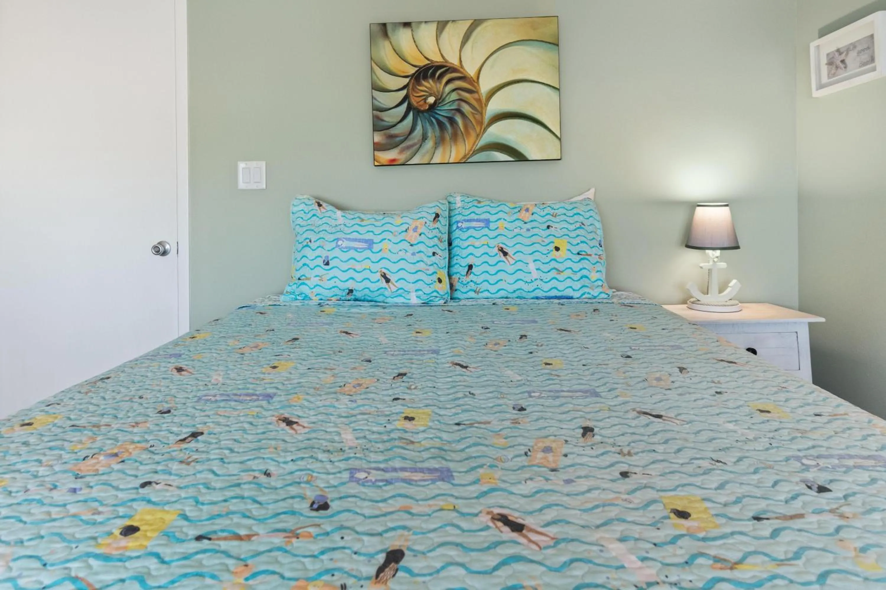 Bed in Beach Blessing