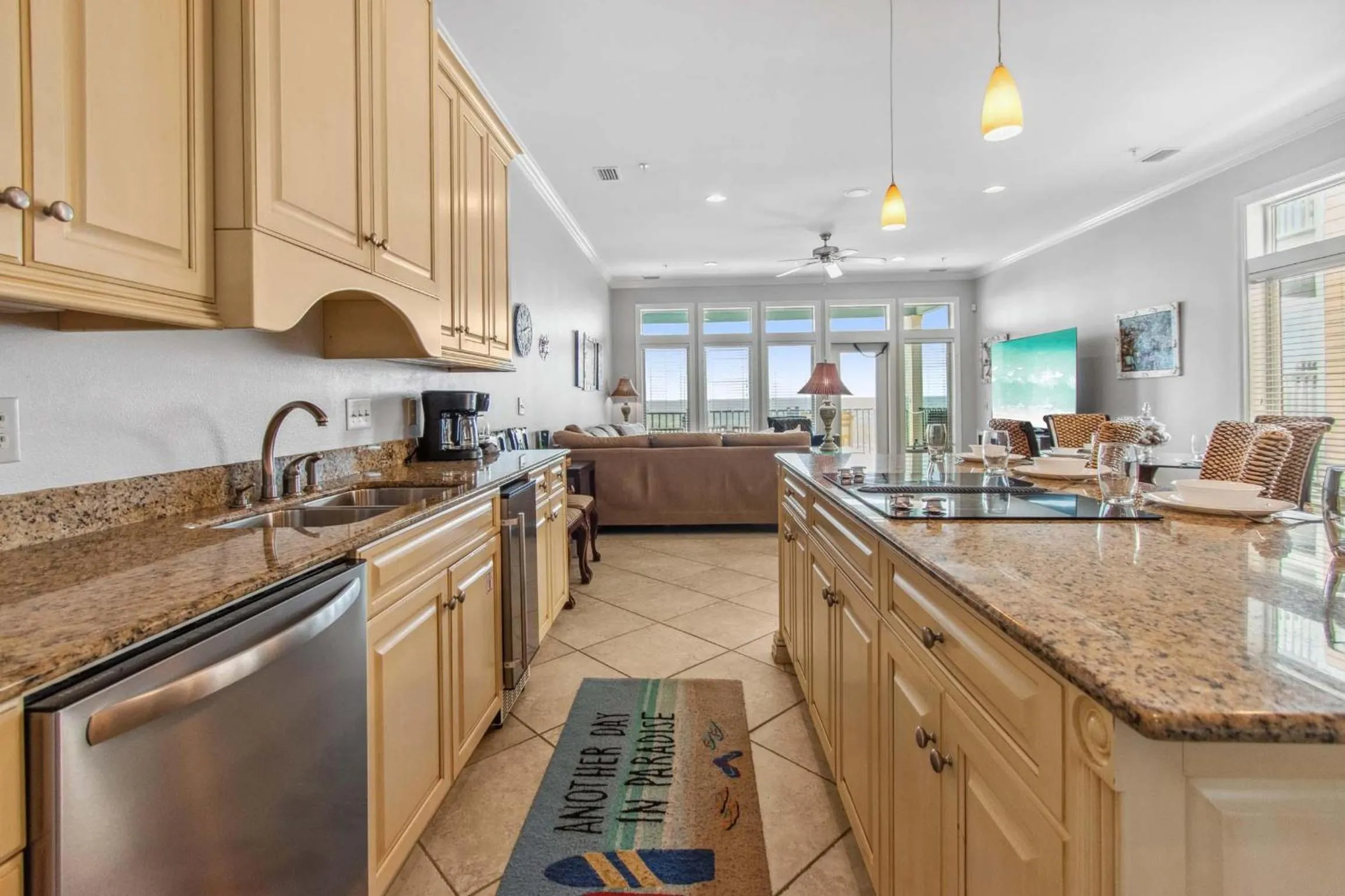 Hannah's Beach Paradise