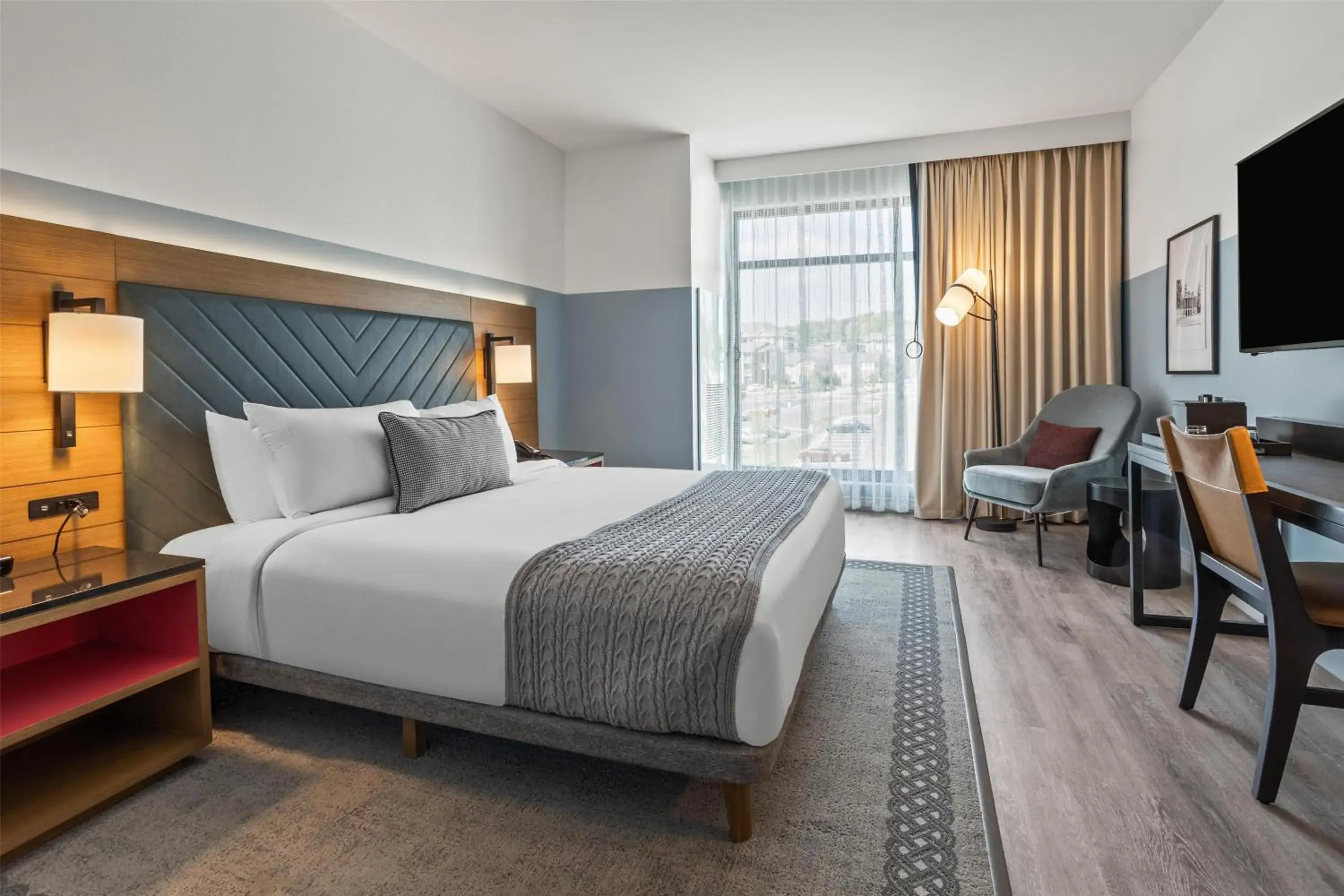 Bed in The Highlander at Radford, Tapestry Collection by Hilton Bed in The Highlander at Radford, Tapestry Collection by Hilton