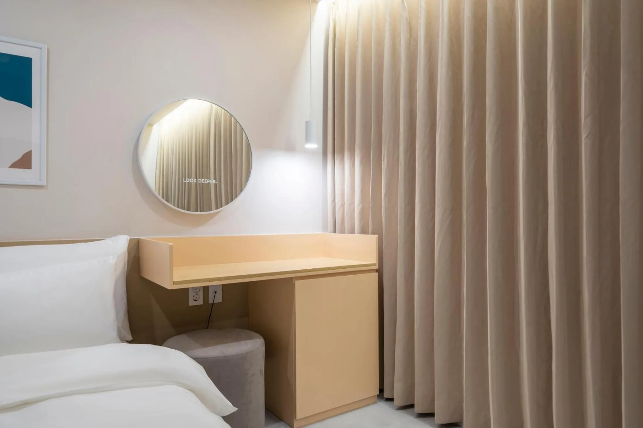 Bed in Nomad Aank Hotel Gumi