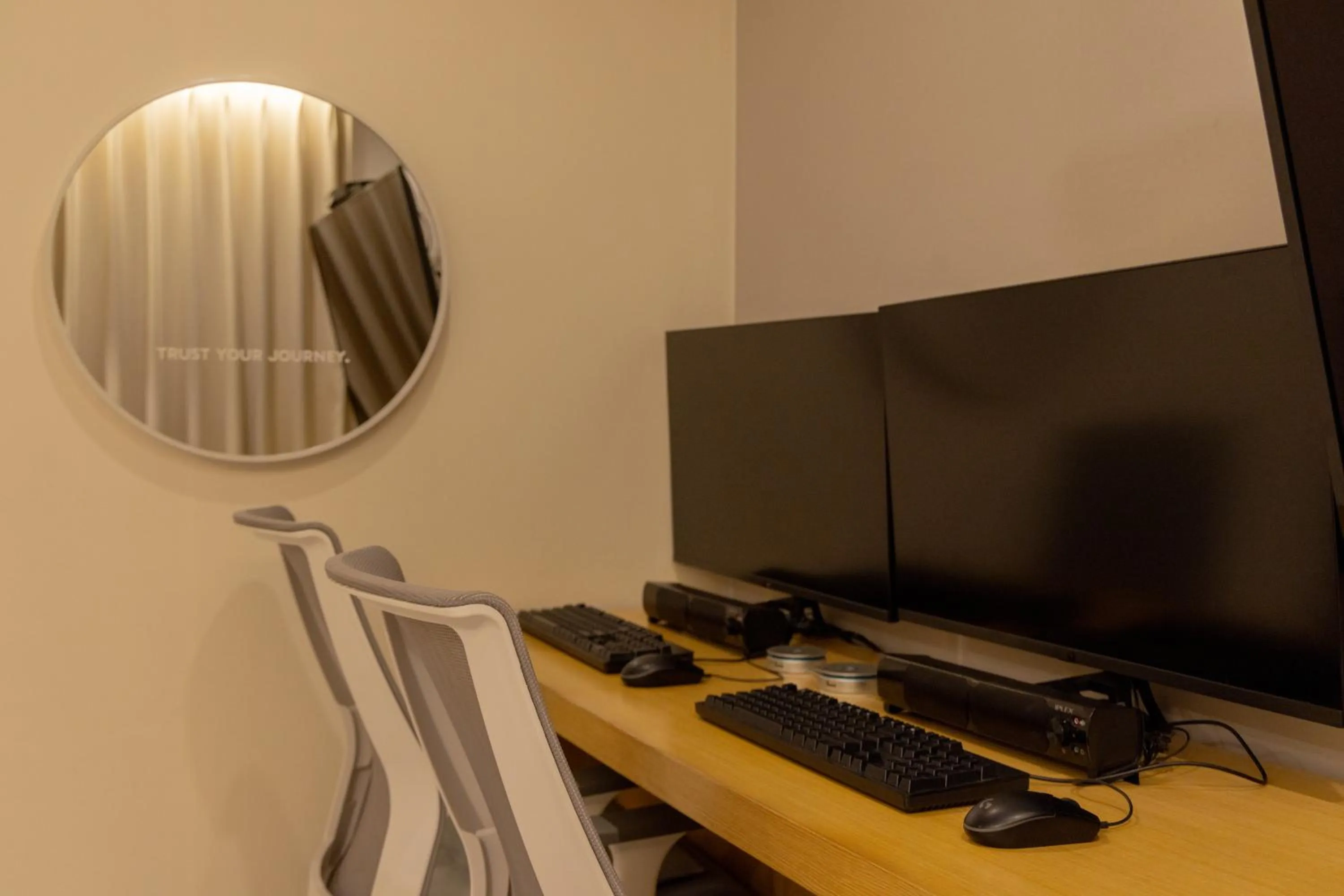 Nomad Aank Hotel Gumi