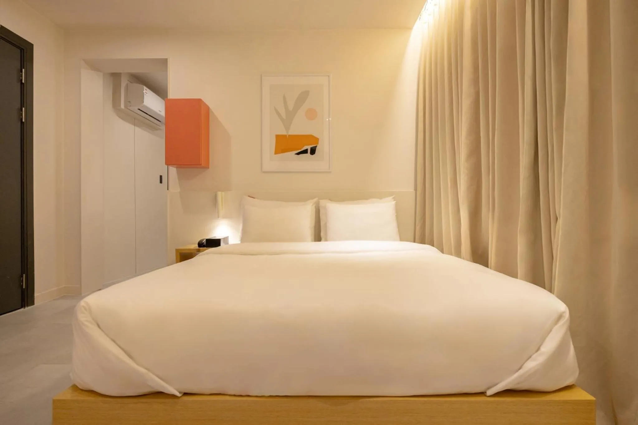 Bed in Nomad Anook Hotel Gumi