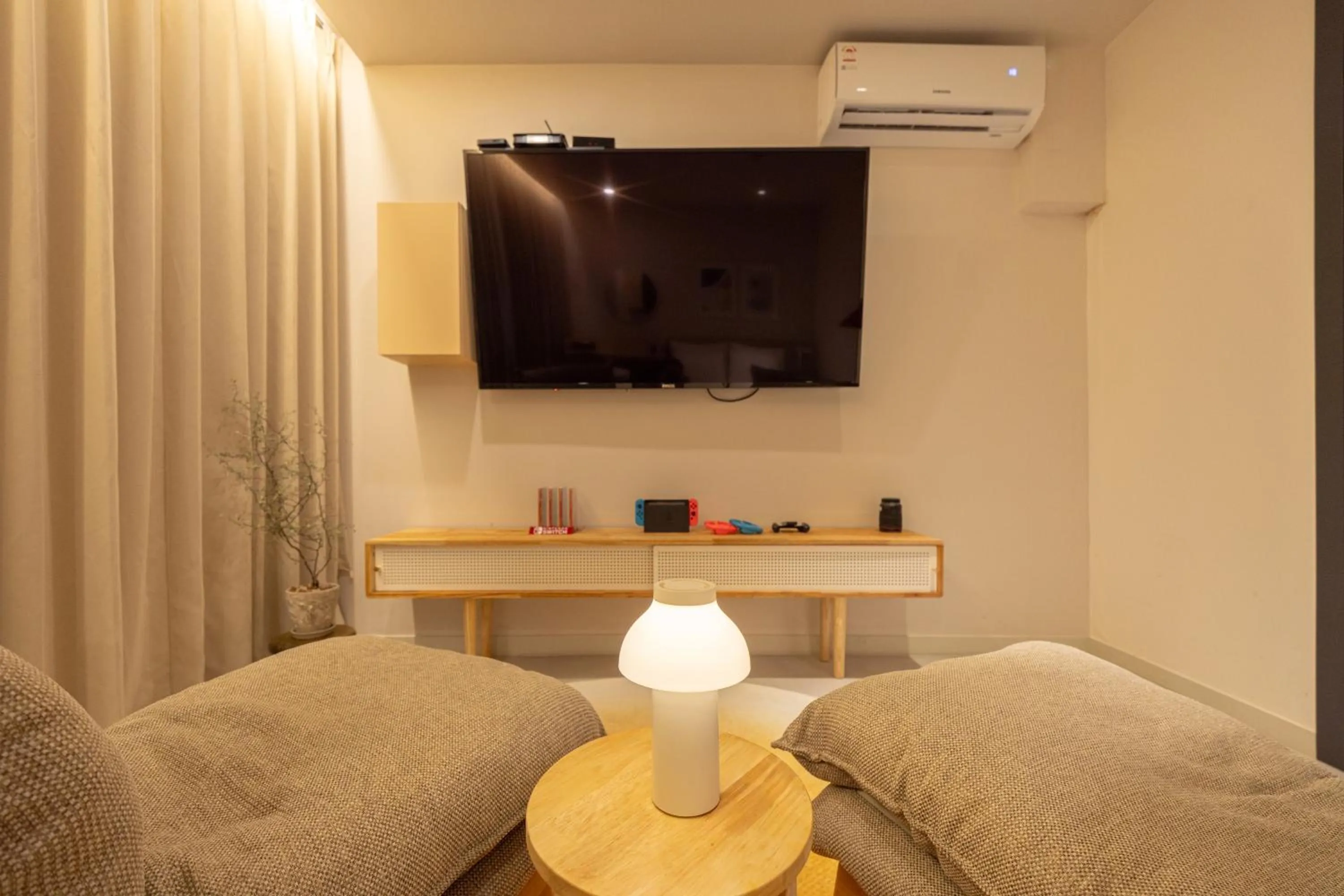 Nomad Aank Hotel Gumi