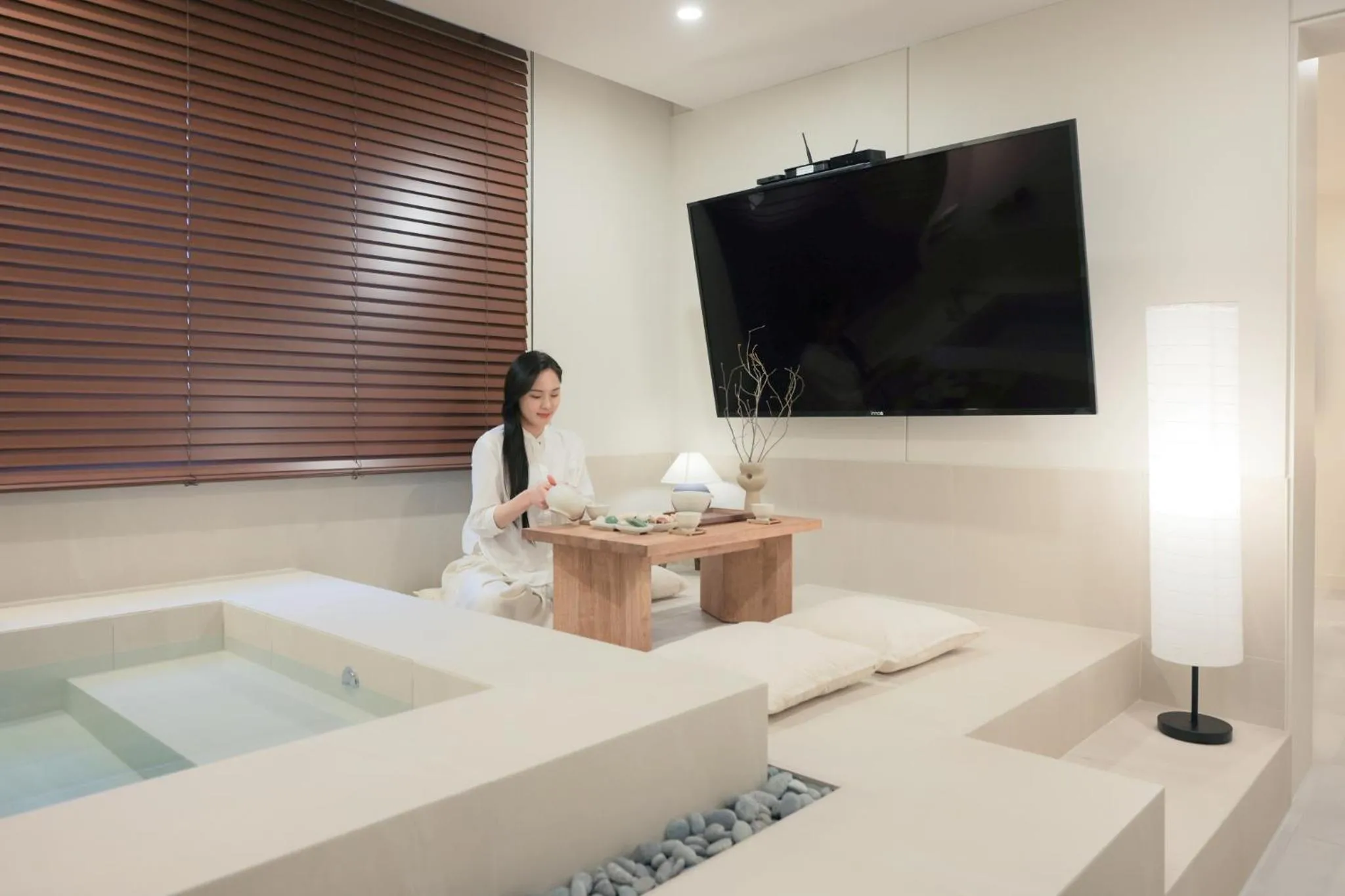 Nomad Anook Hotel Gumi