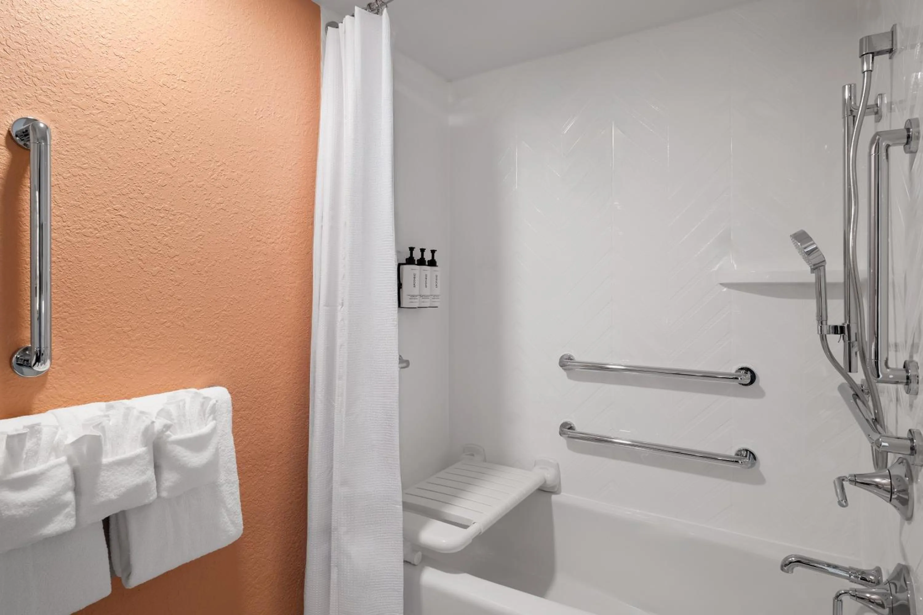 Shower in voco The Shelby - Myrtle Beach by IHG