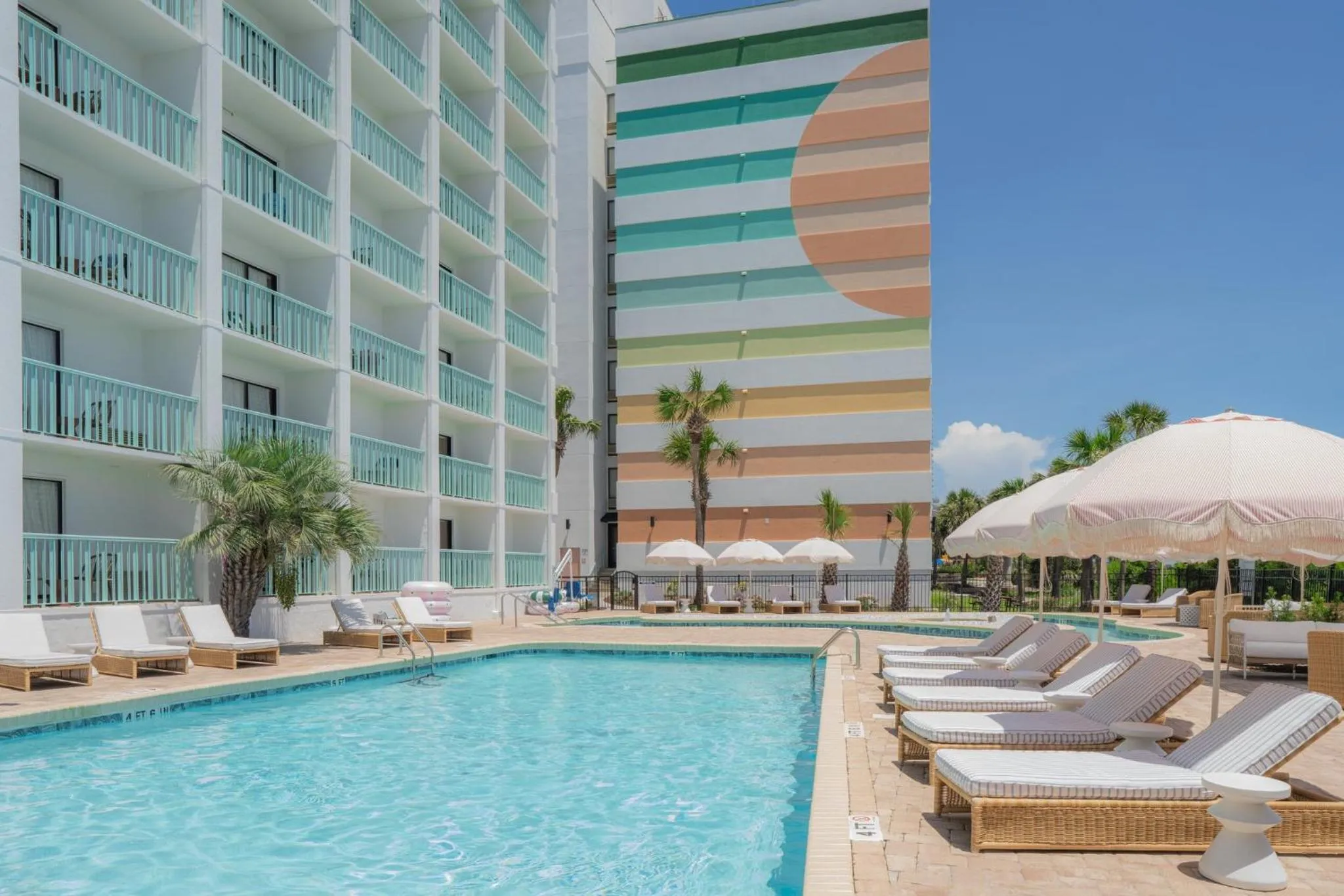 Swimming pool in voco The Shelby - Myrtle Beach by IHG