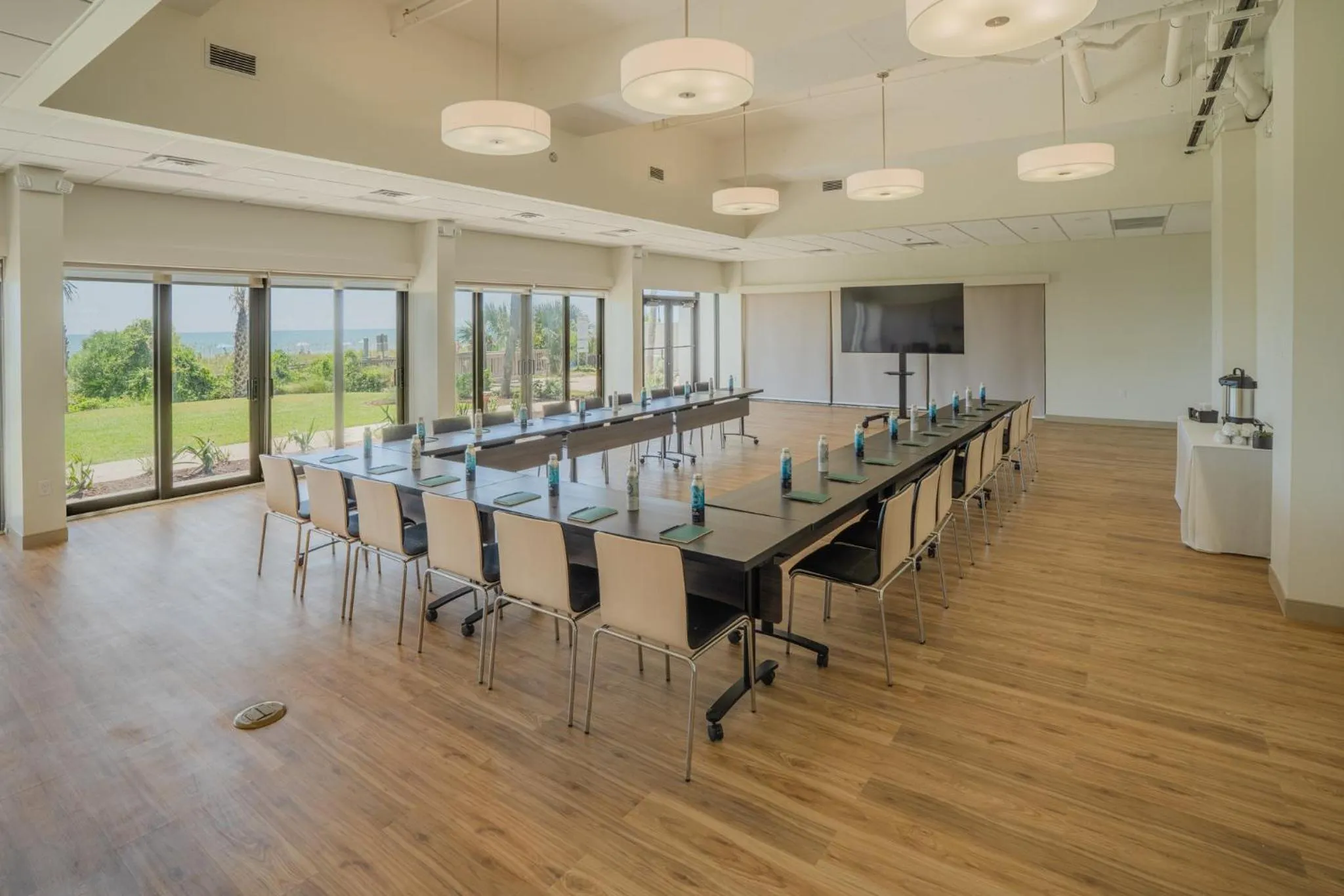 Meeting/conference room in voco The Shelby - Myrtle Beach by IHG