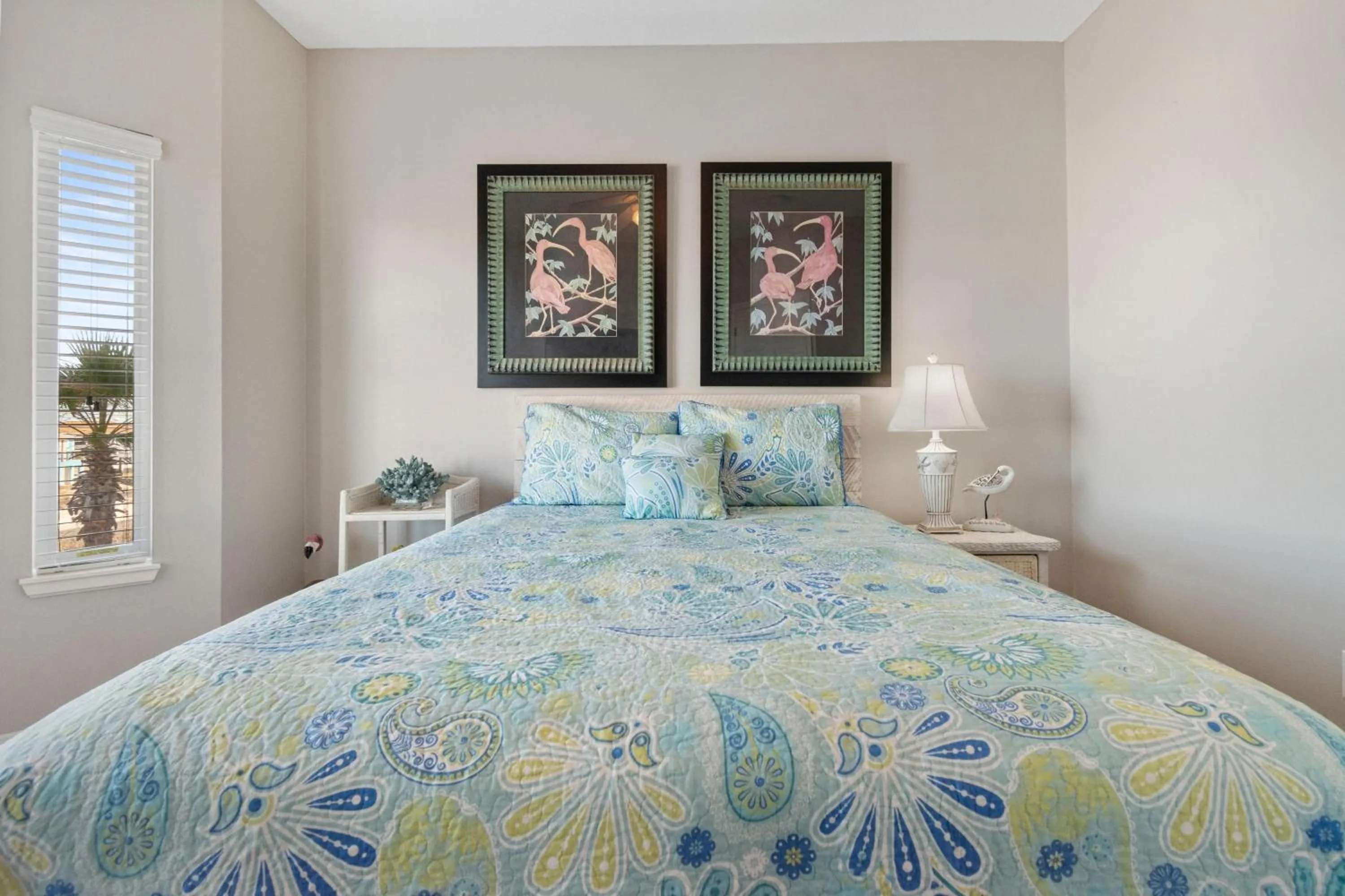 Bed in Rammer Jammer