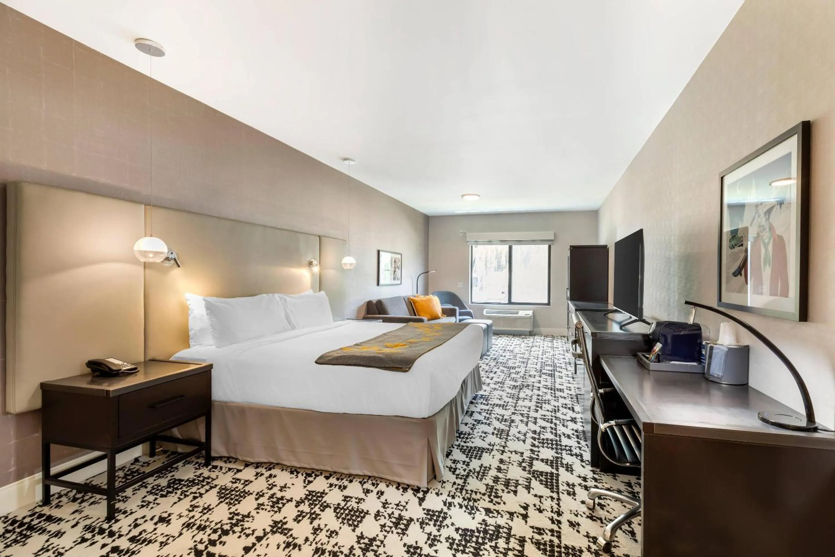 Bedroom in Cambria Hotel Copper Mountain