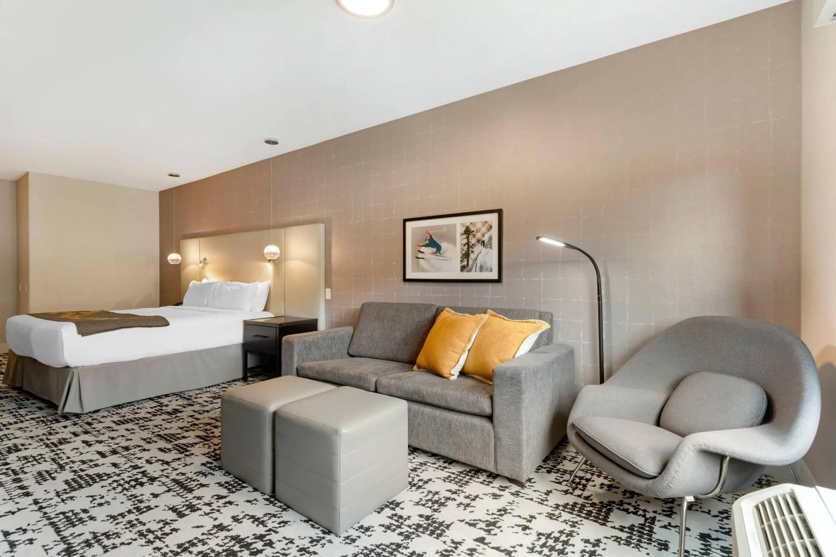 Bedroom in Cambria Hotel Copper Mountain