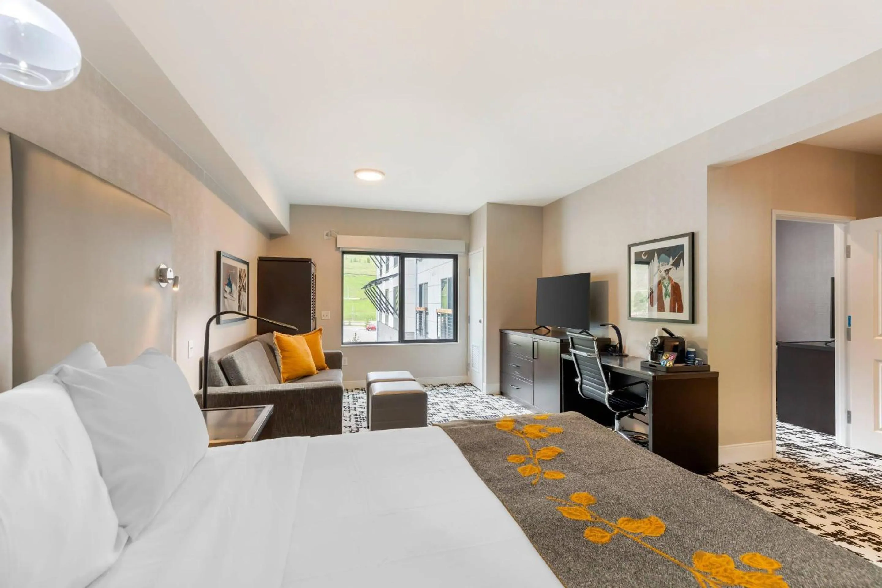 Bedroom in Cambria Hotel Copper Mountain