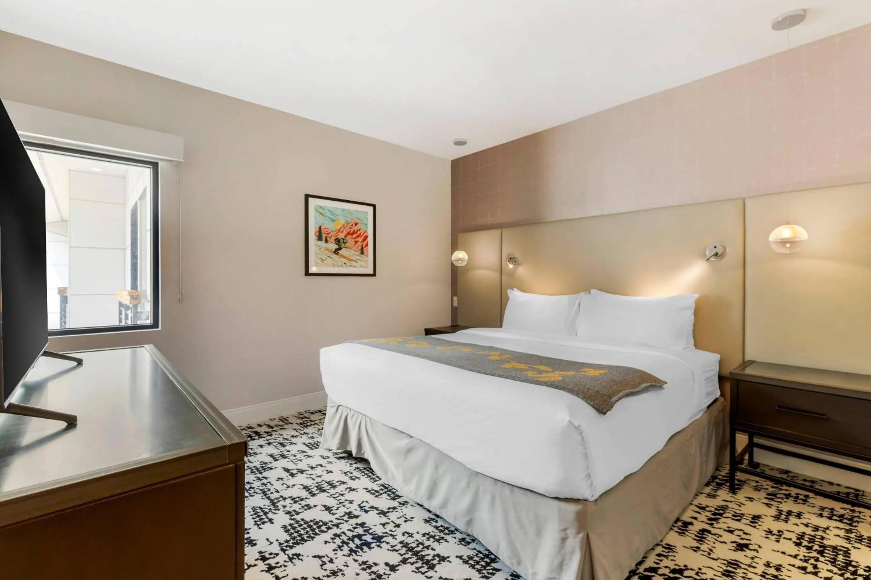 Bedroom in Cambria Hotel Copper Mountain