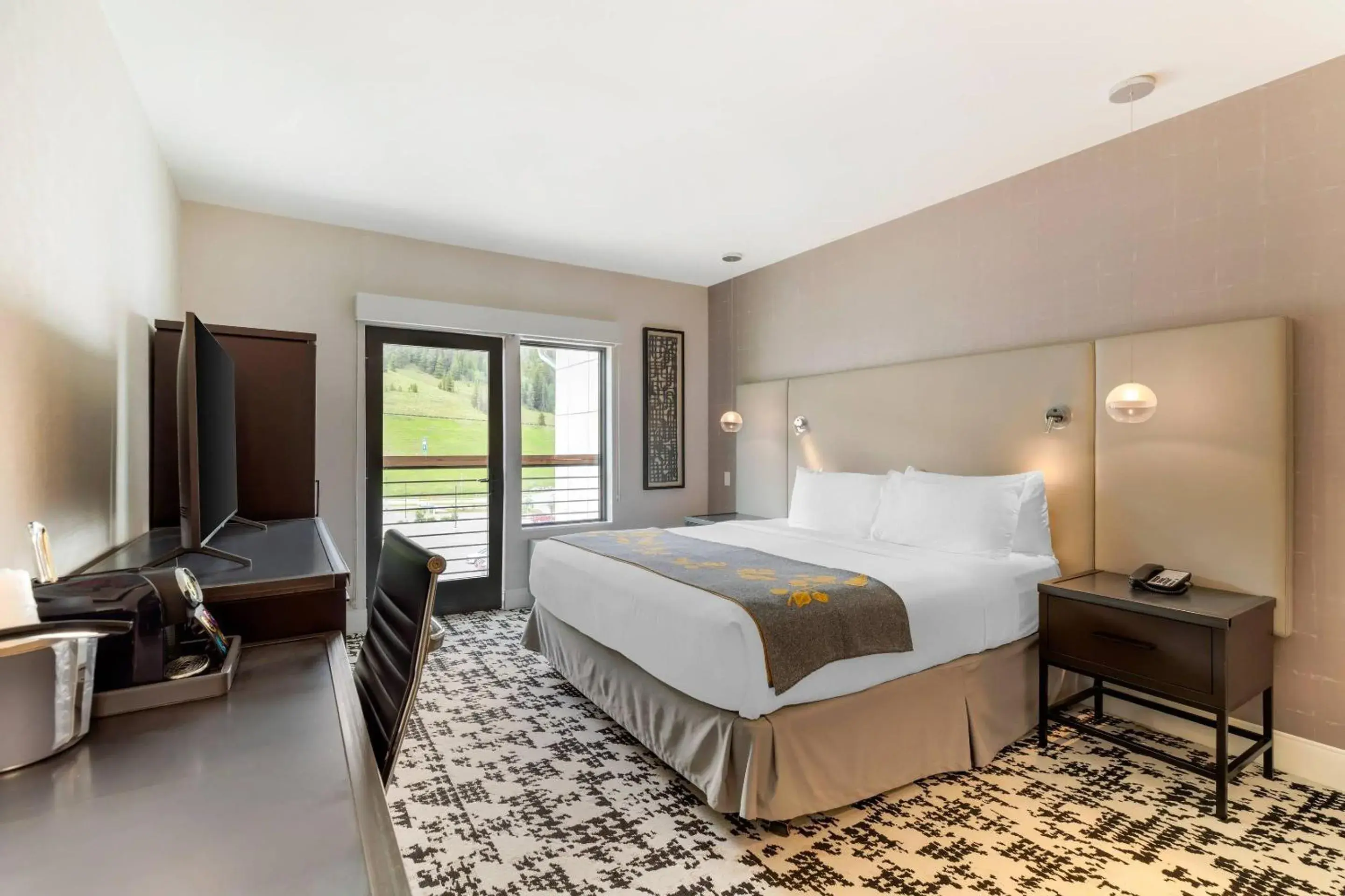 Bedroom in Cambria Hotel Copper Mountain Bedroom in Cambria Hotel Copper Mountain