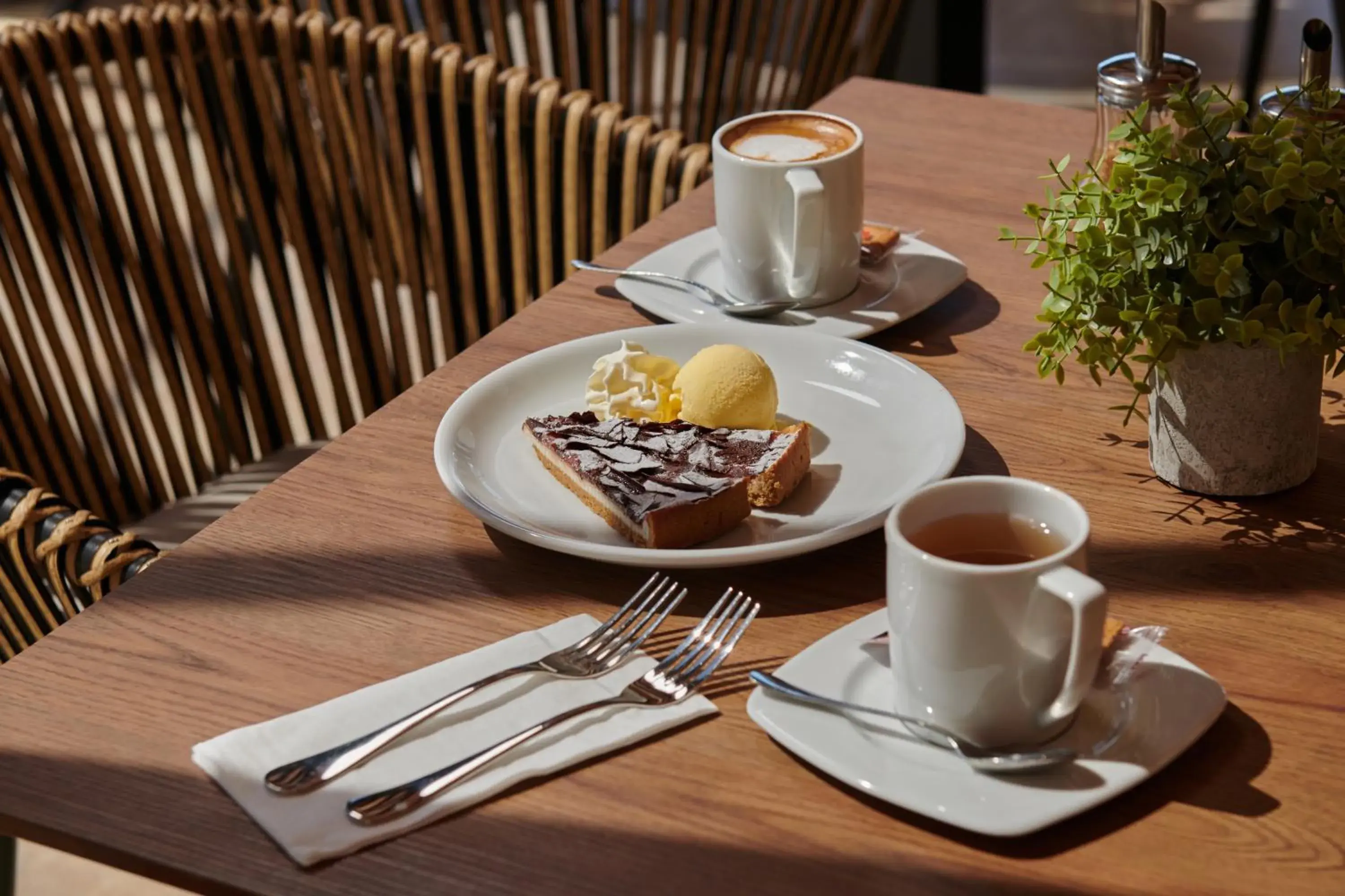 Food and drinks in Protur Sa Coma Playa Hotel & Spa Food and drinks in Protur Sa Coma Playa Hotel & Spa