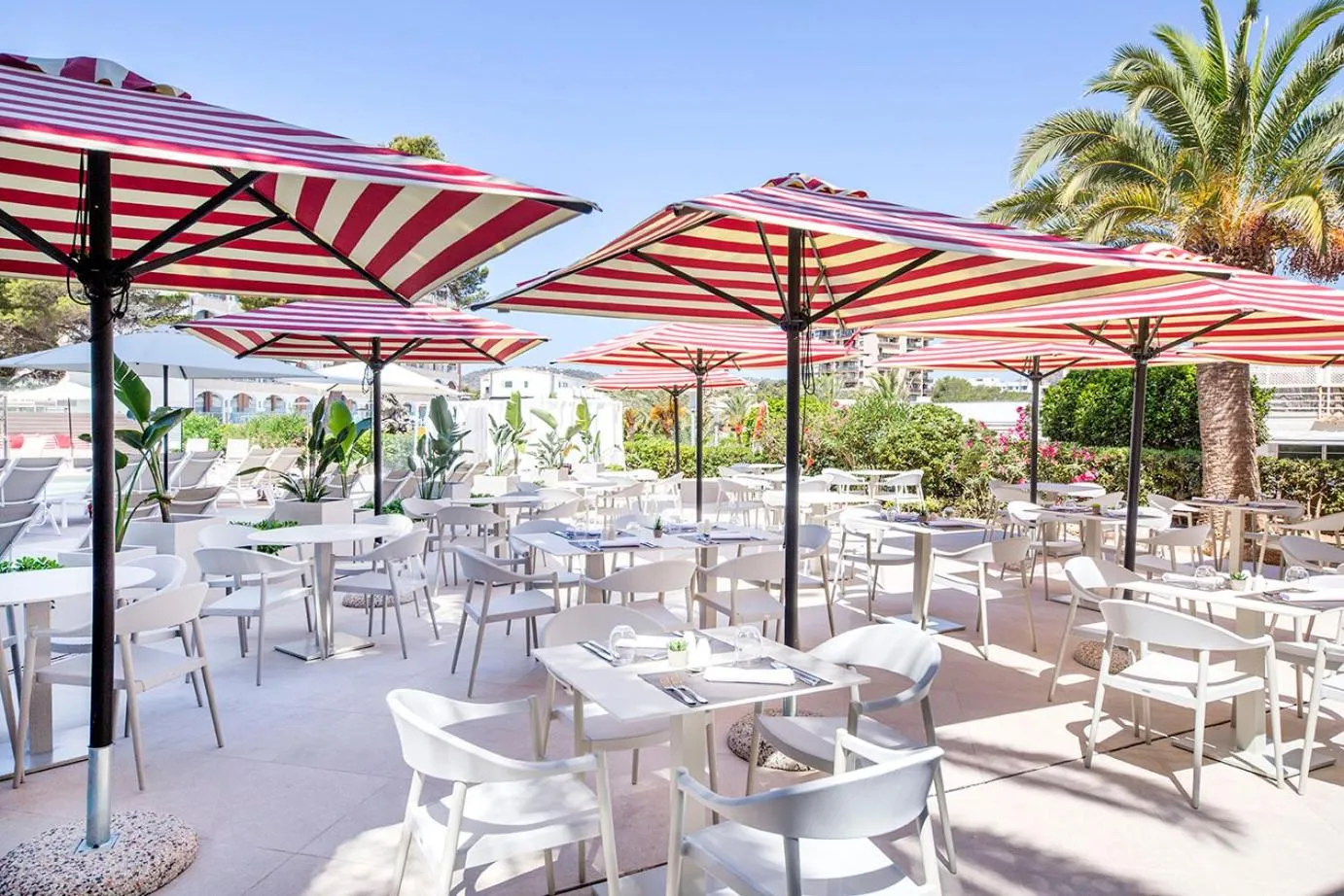 Restaurant/places to eat in FERGUS Style Tobago - Adults Only