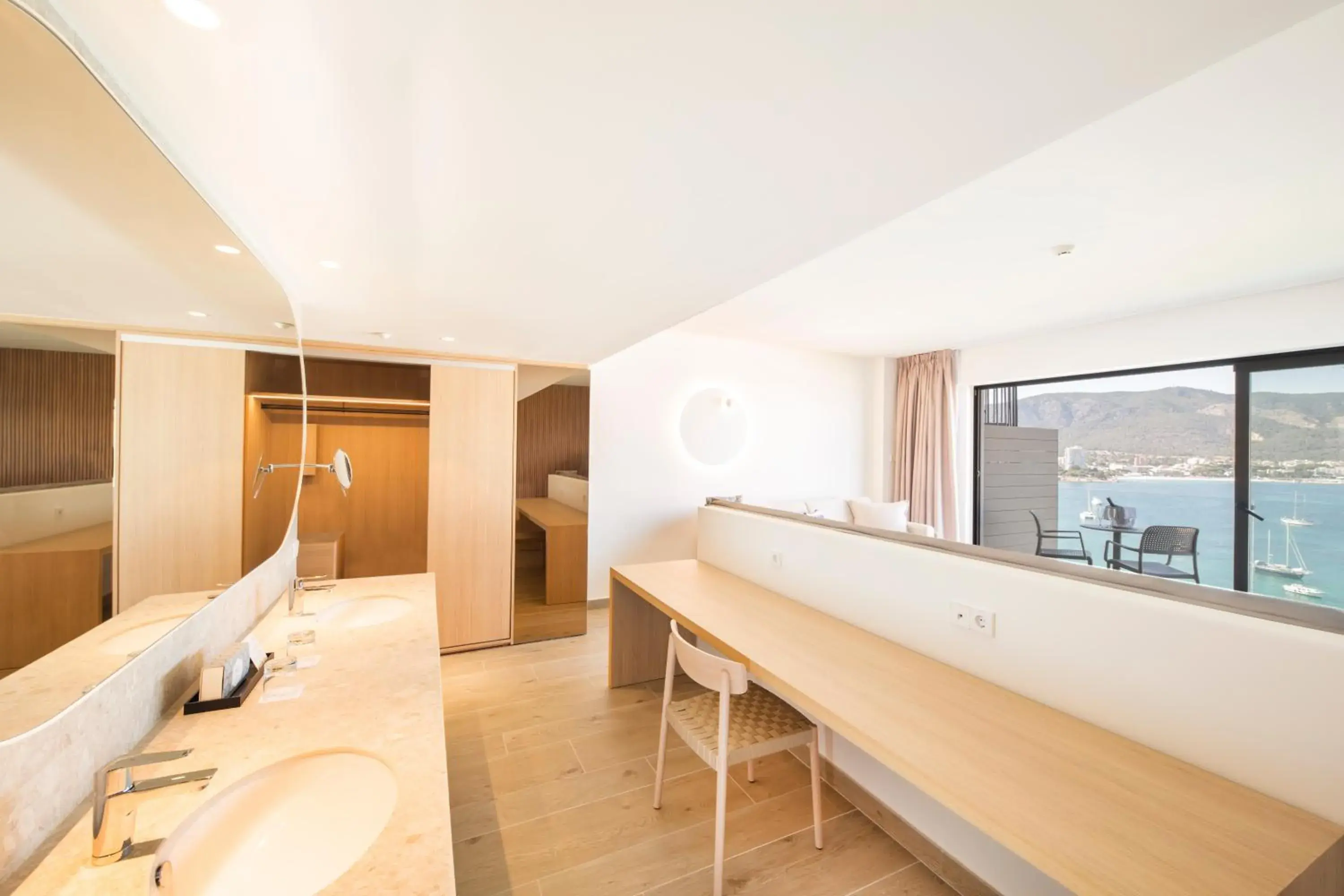 Bathroom, Bed in FERGUS Style Tobago - Adults Only Bathroom, Bed in FERGUS Style Tobago - Adults Only