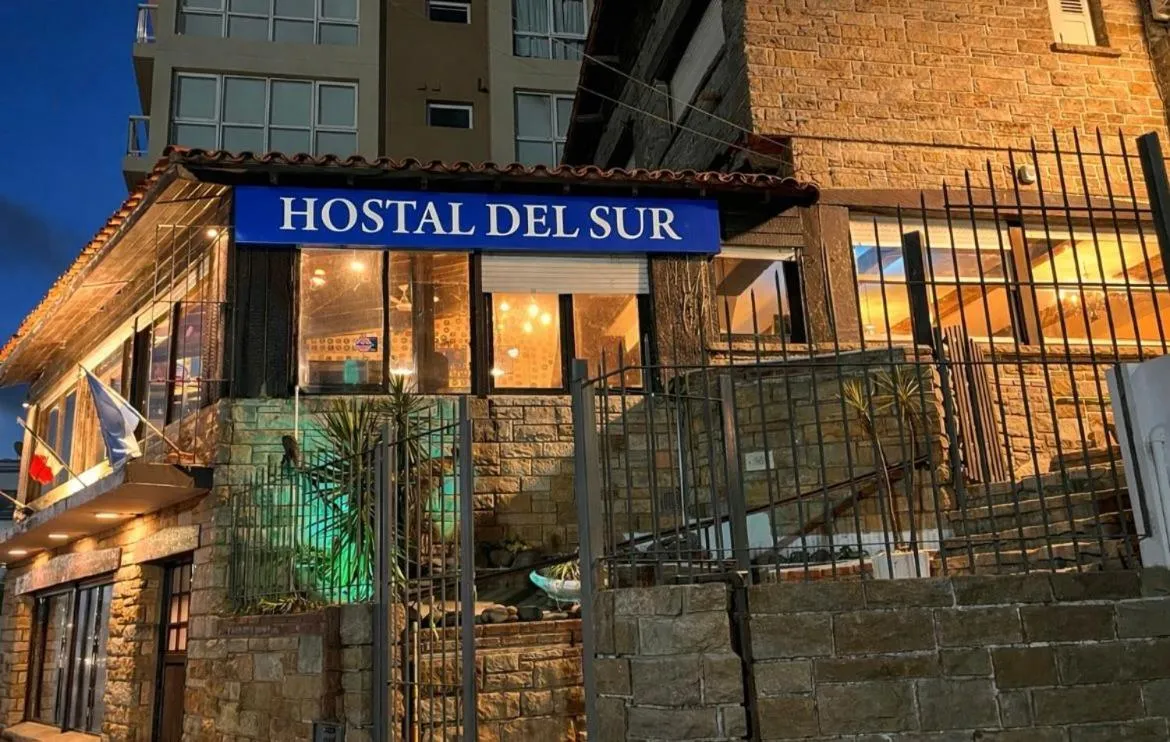 Property building in Hostal del Sur