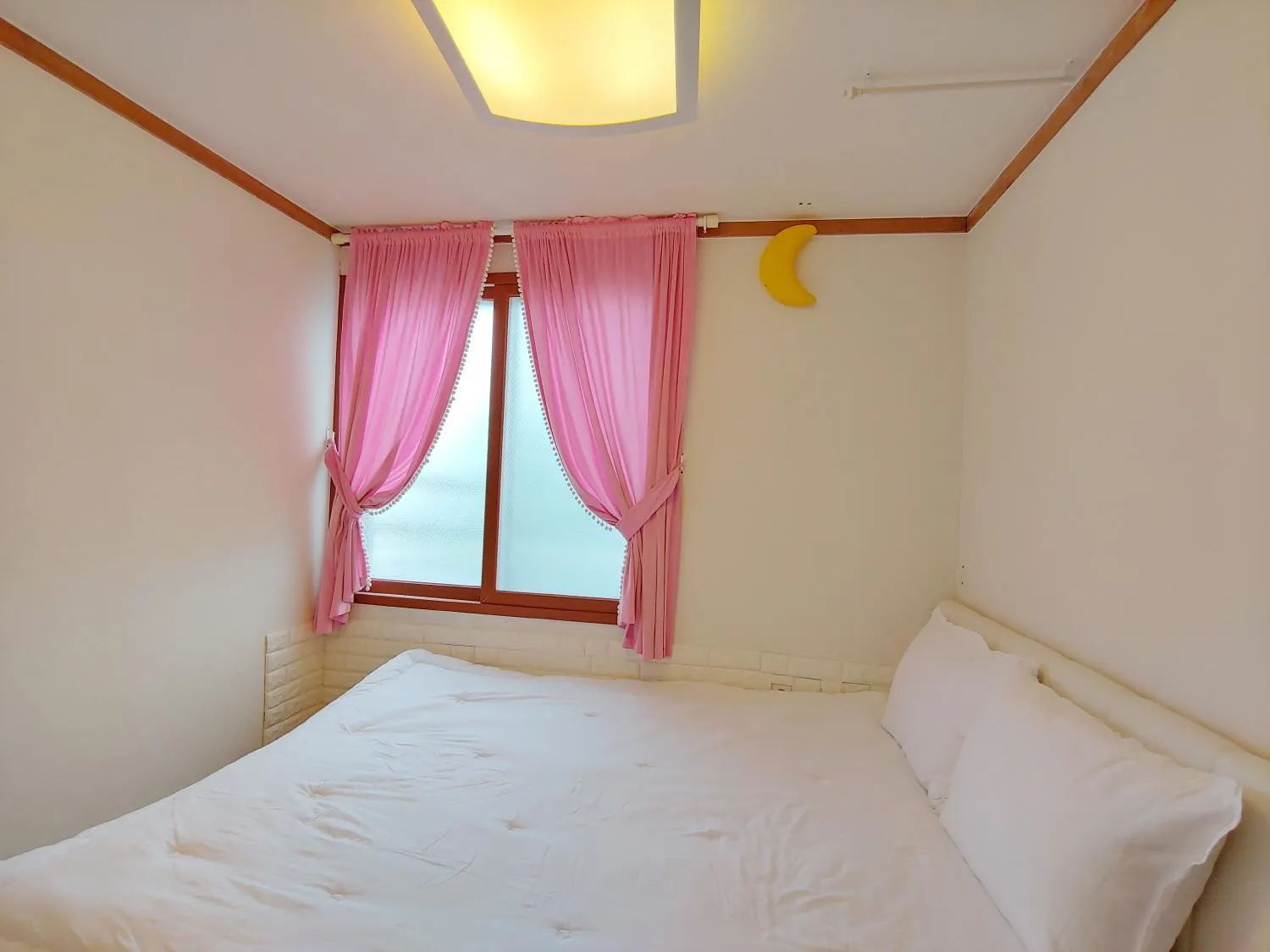 Bed in Herb in Pension