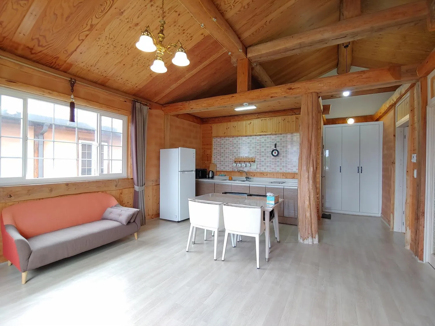 Geumok Log Pension