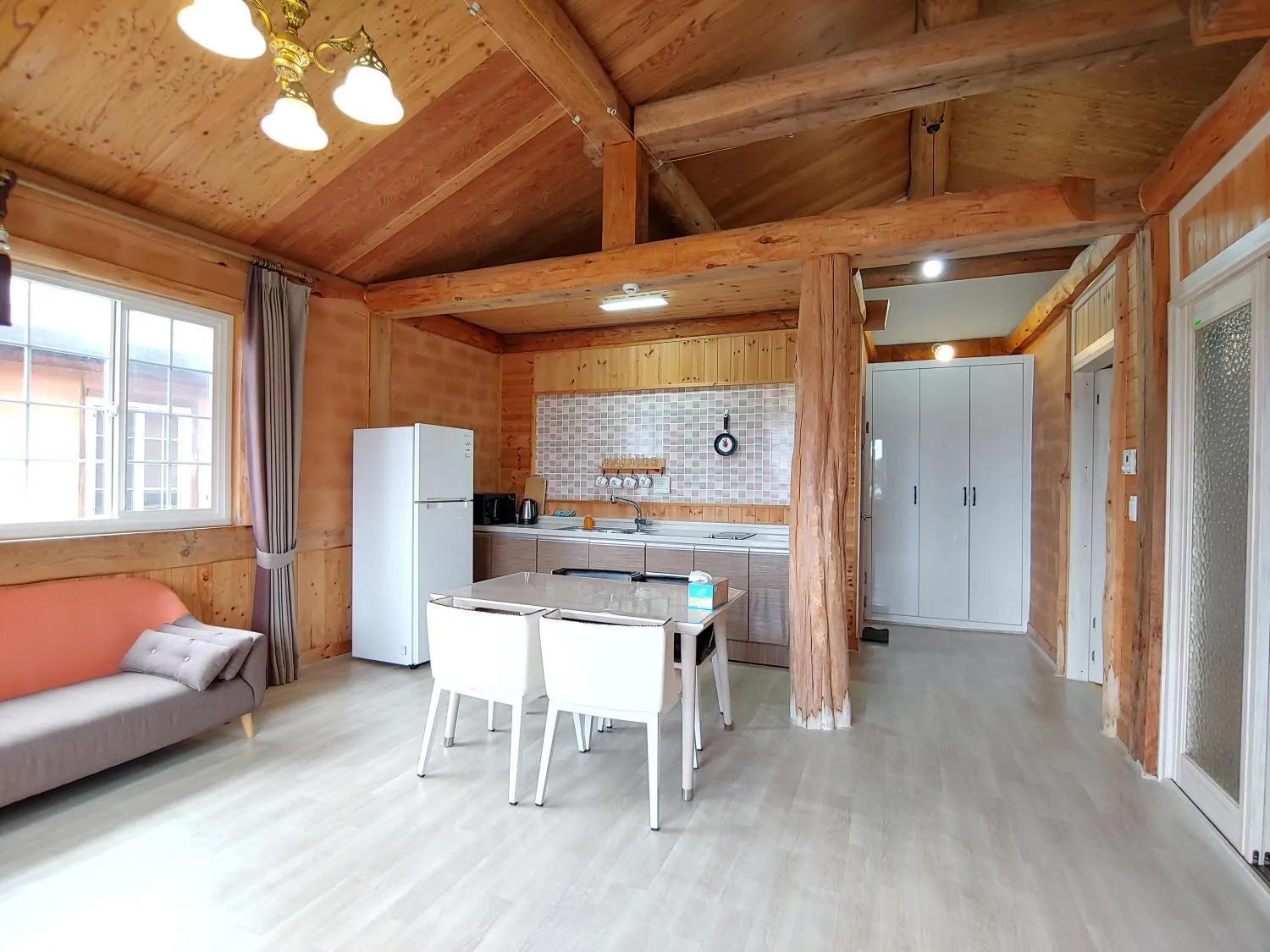 Geumok Log Pension