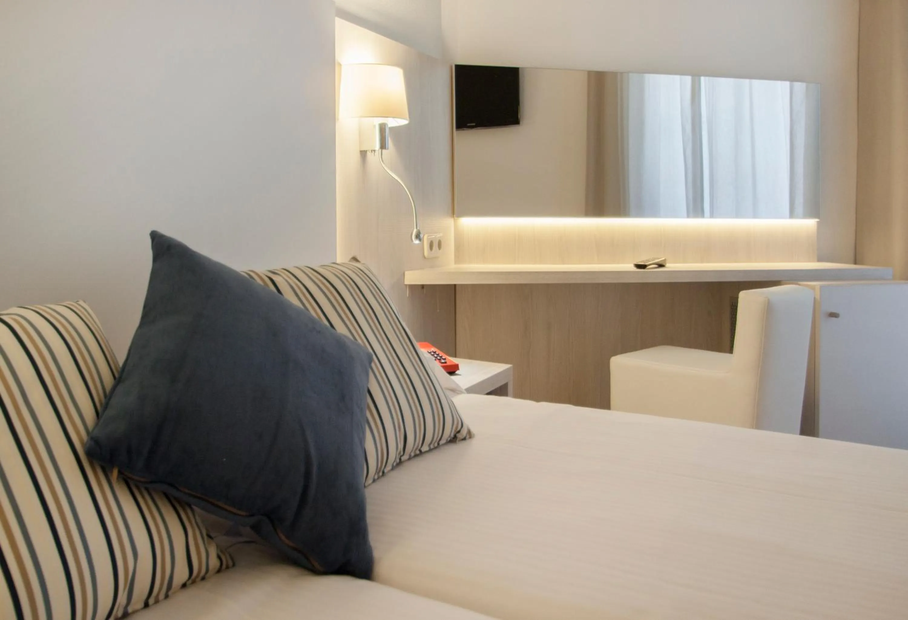 Photo of the whole room, Bed in Sentido Fido Tucan - Adults Only