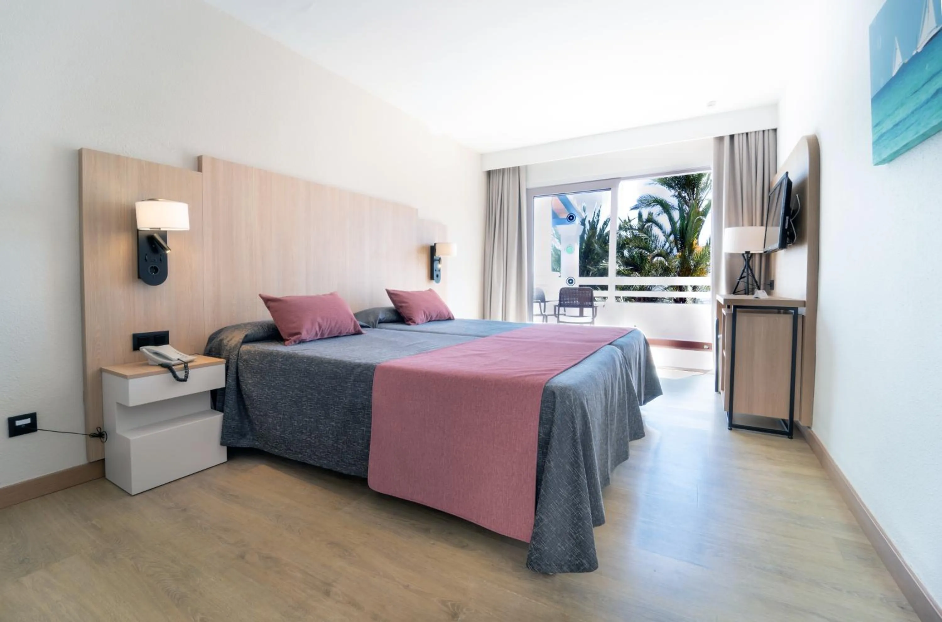 Bed in Hotel Calimera Fido Gardens