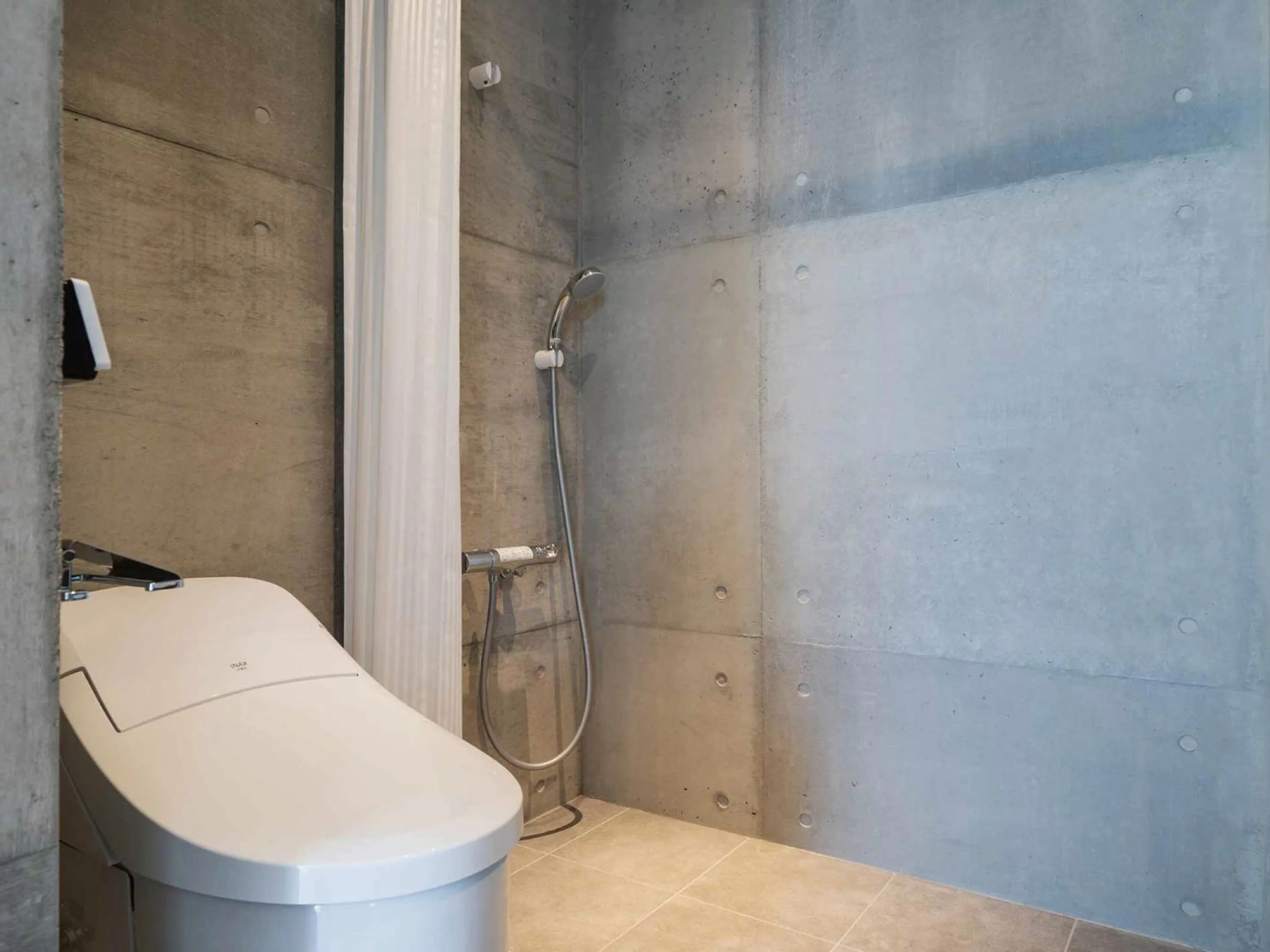 Toilet in Bosco Yomitan Resort Condminium