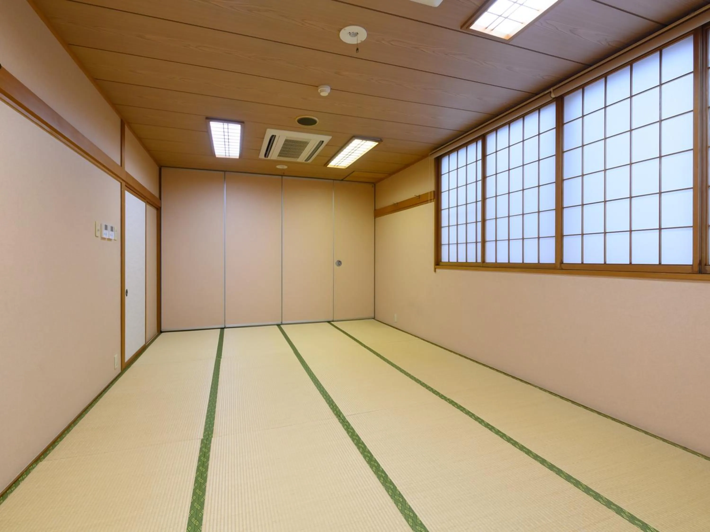 Photo of the whole room in Tabist Business Ryokan Hotel Yukimiso