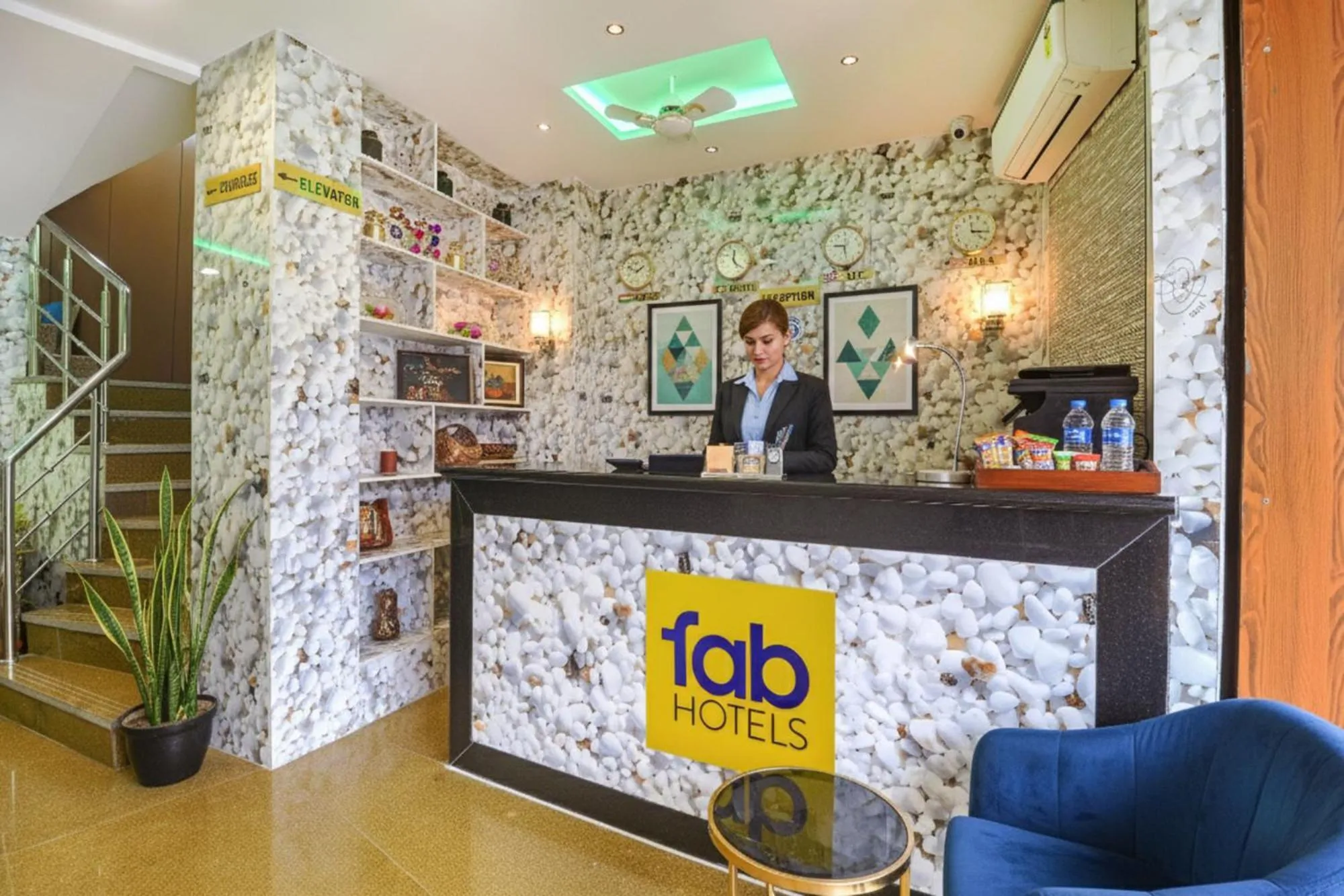 Lobby or reception in FabHotel Fortune Grand - Nr Lakdikapul Metro Station