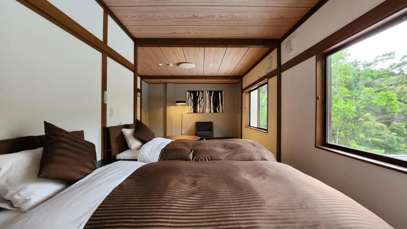 Bed in Nagahigawa
