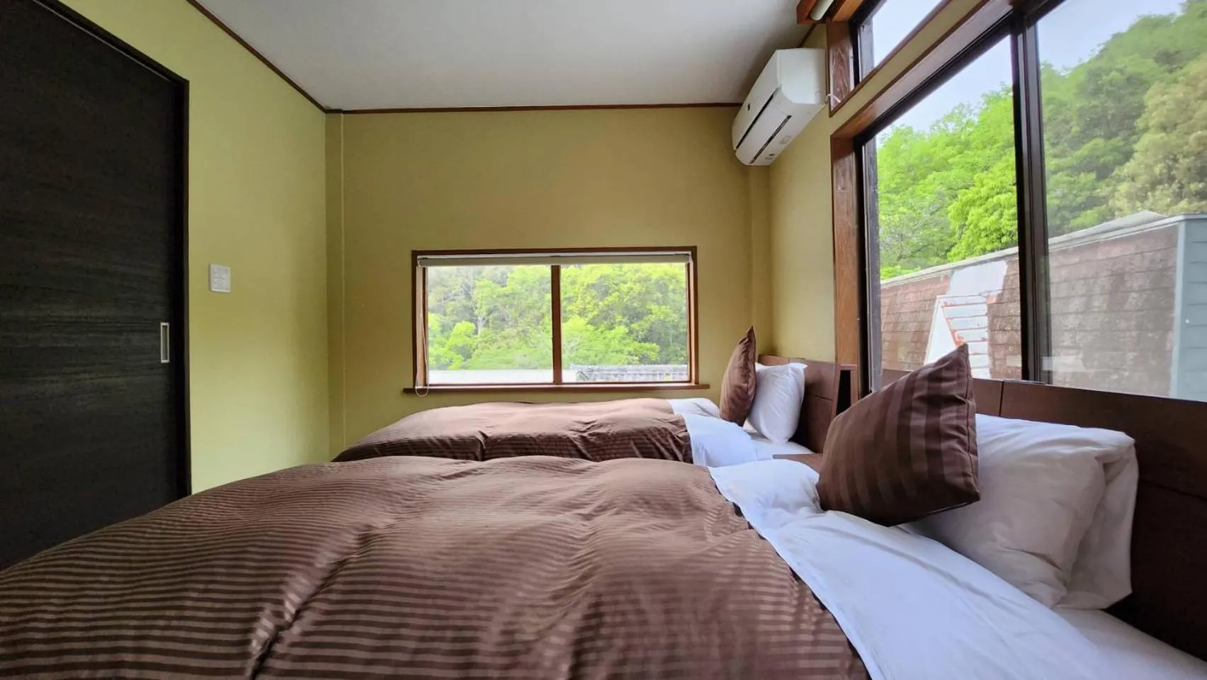 Bed in Nagahigawa