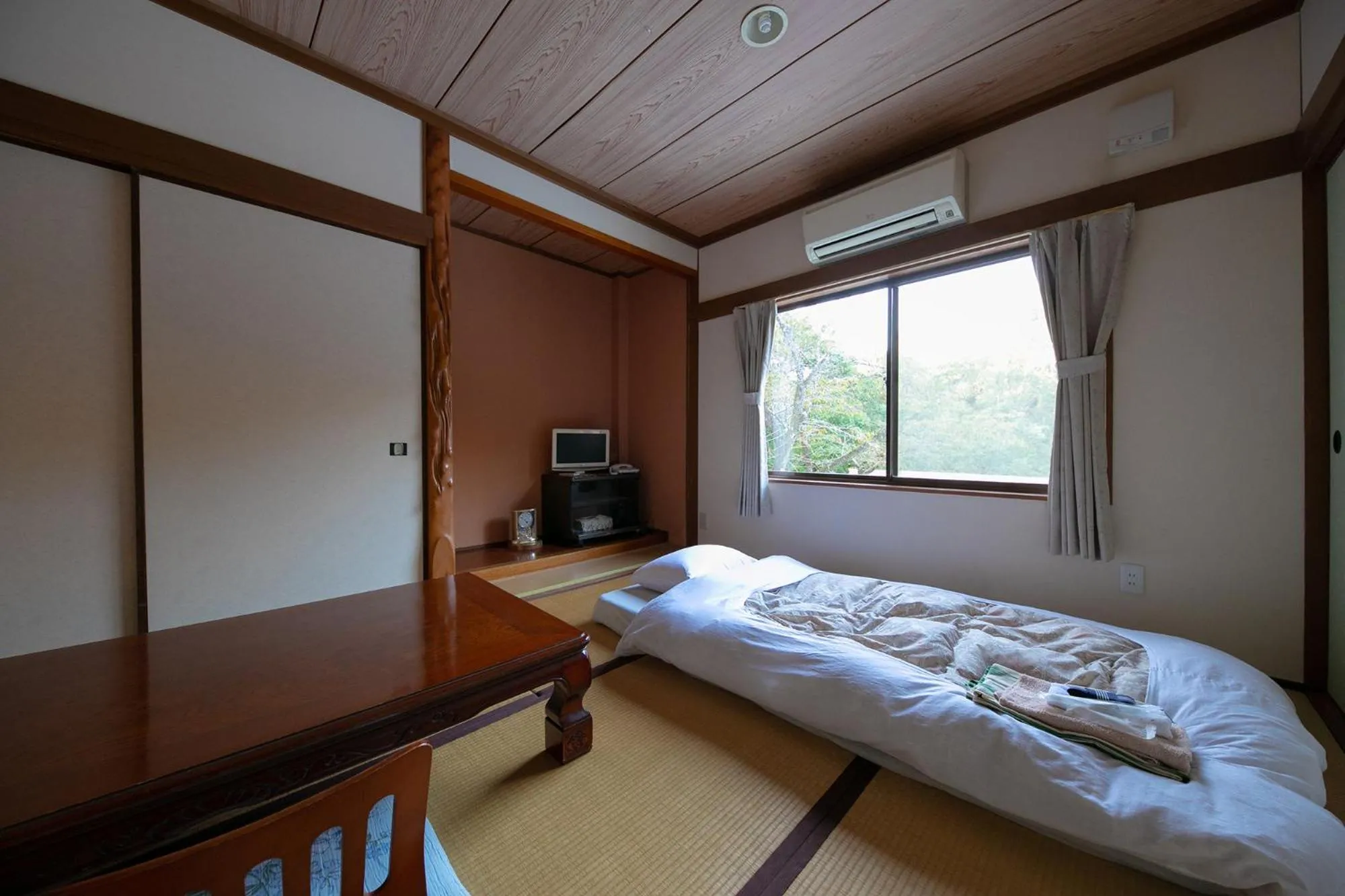 Bed in Nagahigawa