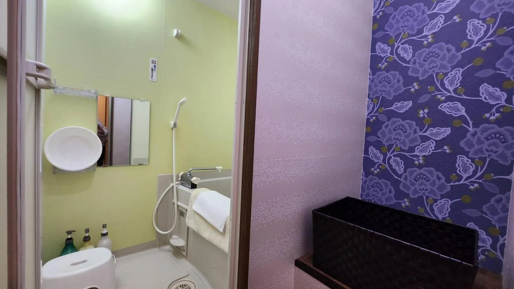 Toilet in Nagahigawa