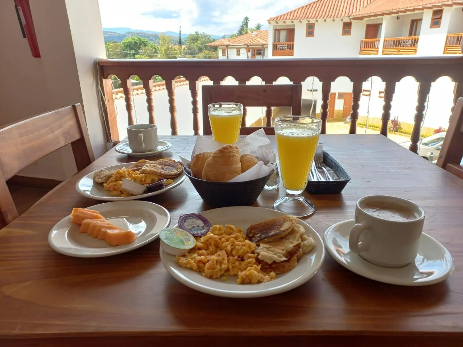 Restaurant/places to eat in Hotel las Palmas