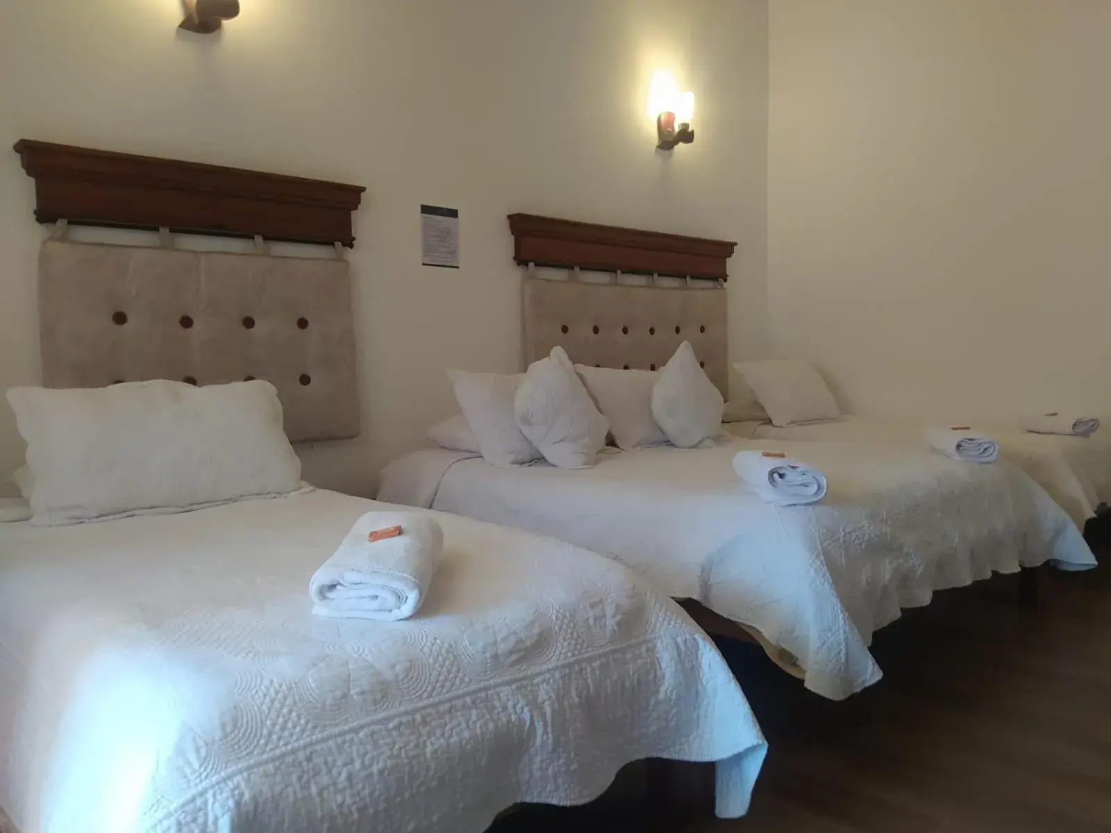 Mountain view, Bed in Hotel las Palmas Mountain view, Bed in Hotel las Palmas