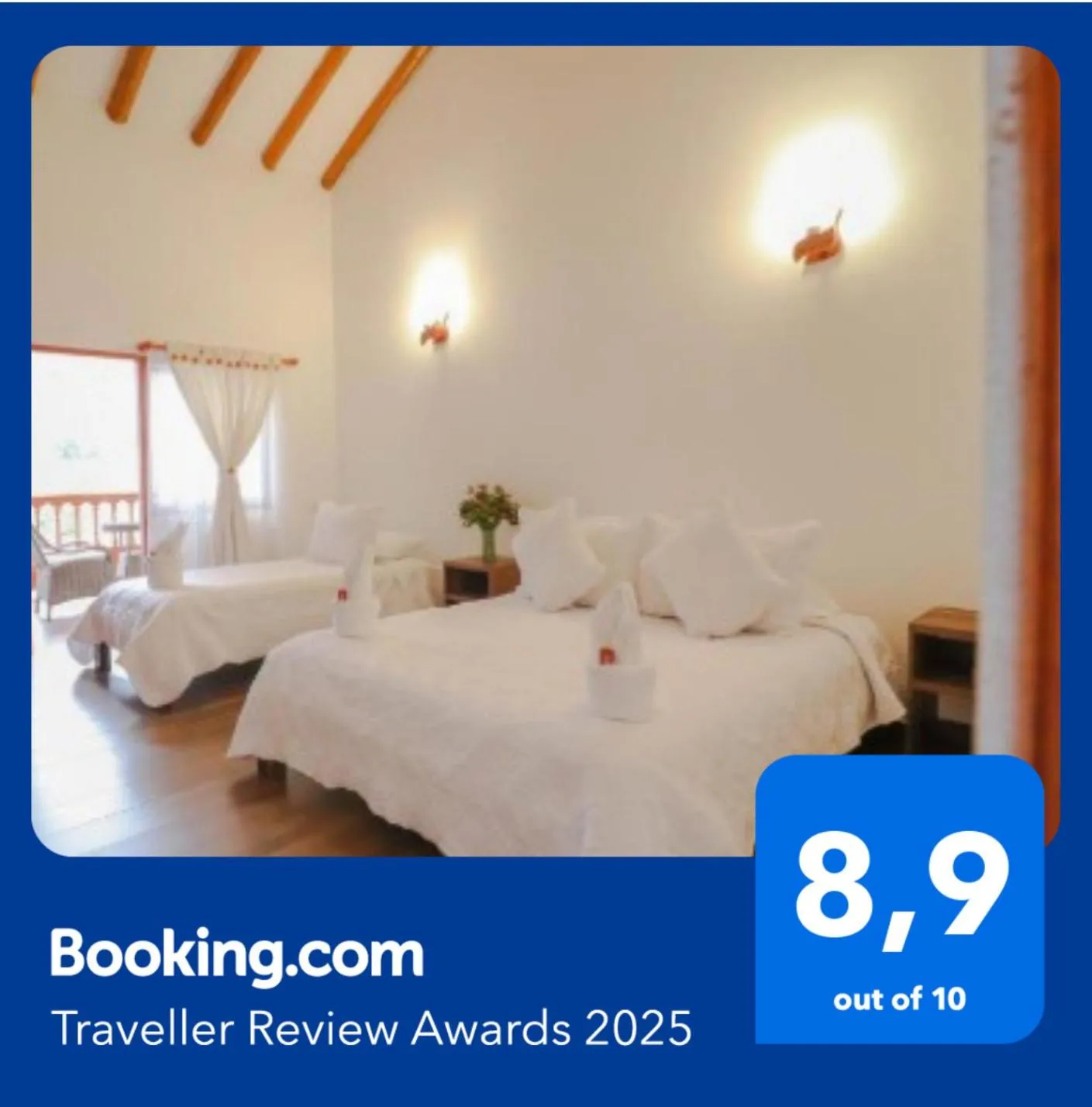 Property building, Bed in Hotel las Palmas