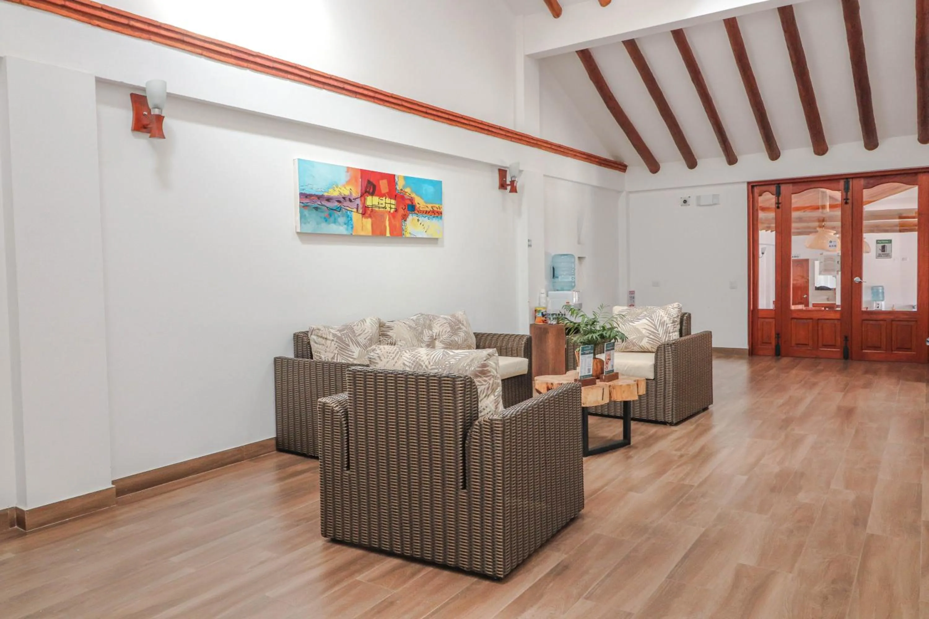 Communal lounge/ TV room in Hotel las Palmas