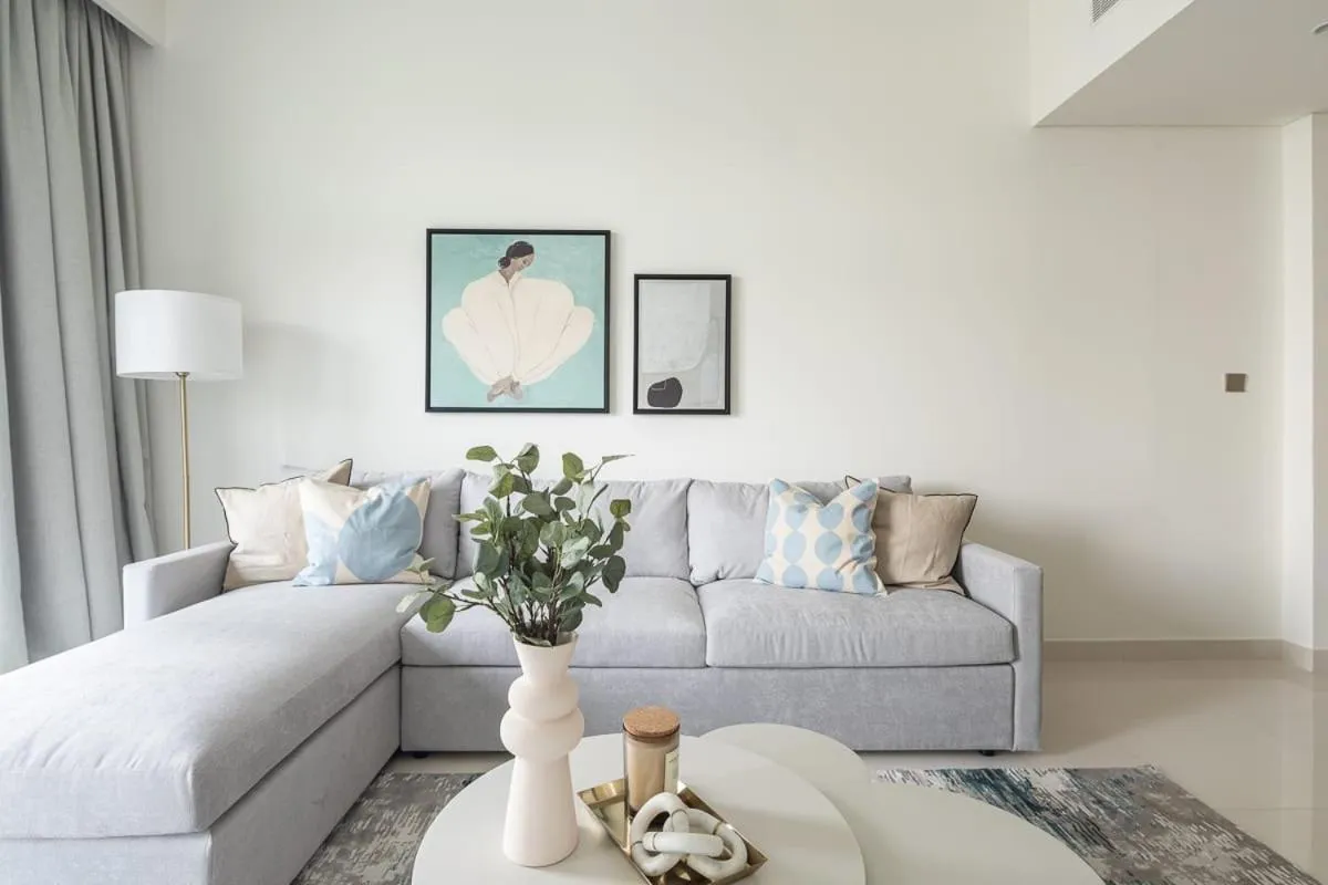 Living room in Frank Porter - Beach Vista Tower 2