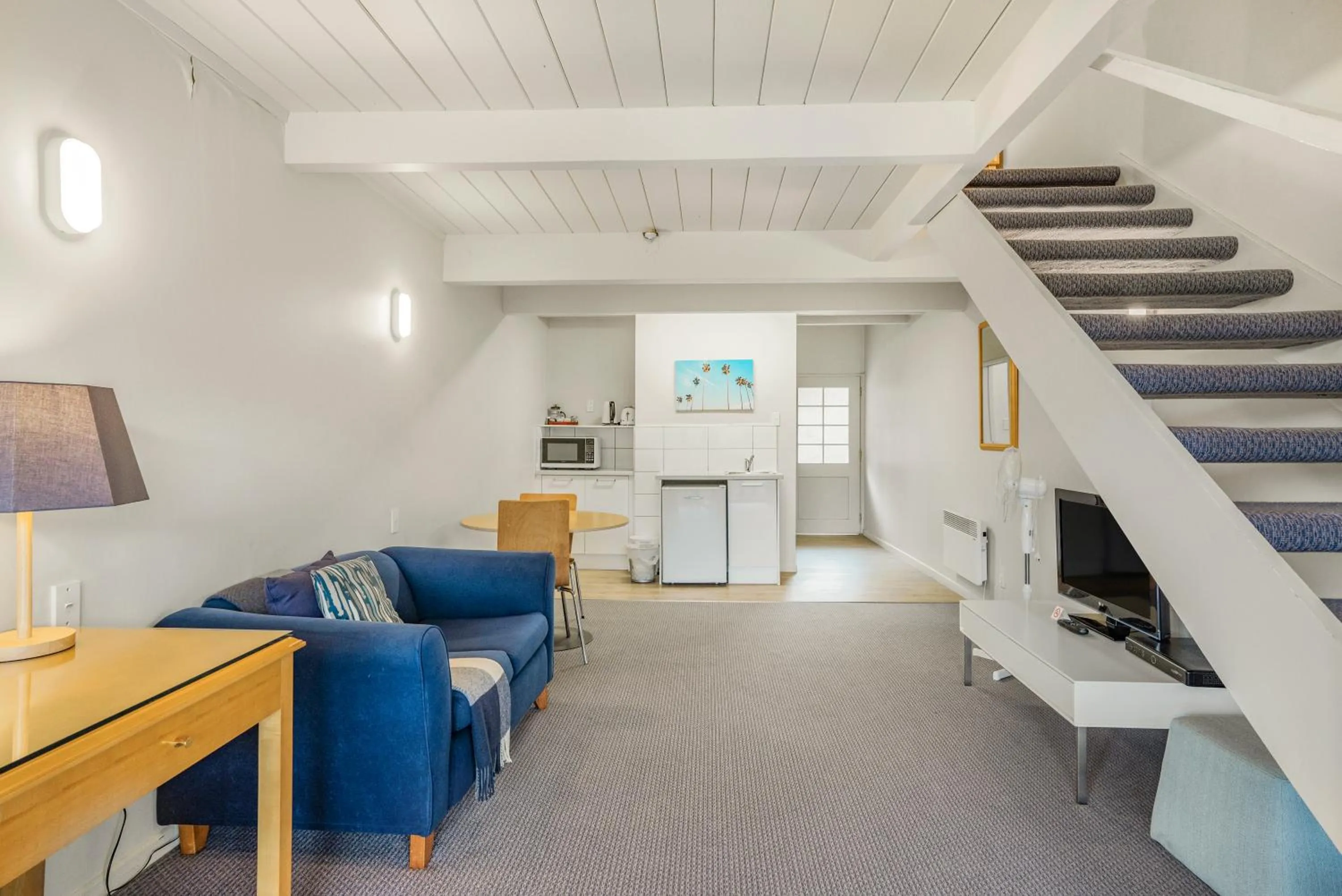 TV and multimedia in Capital Lodge Motor Inn