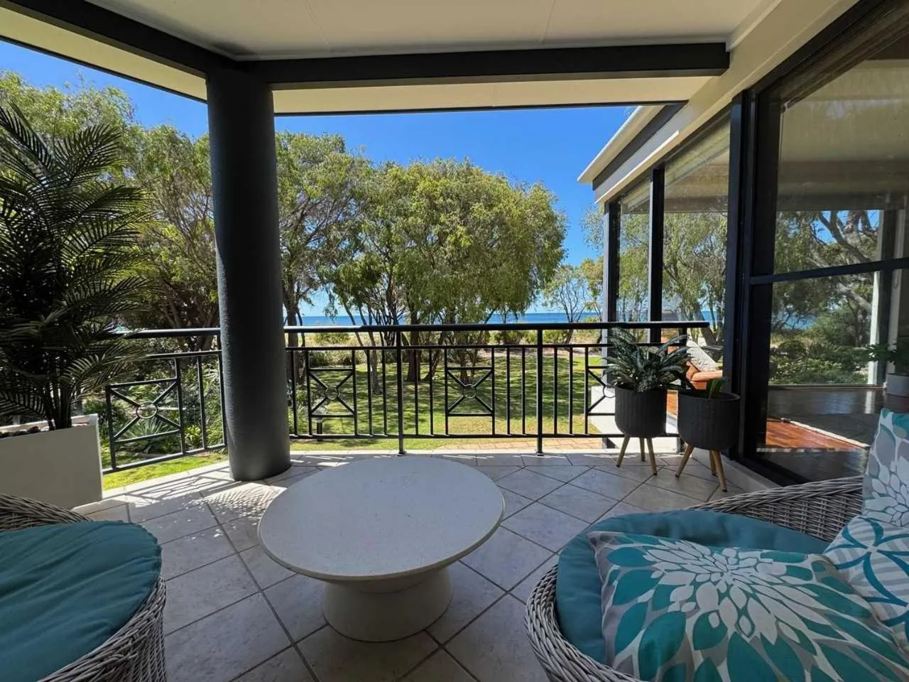 5@CapeView, beachfront Geographe Bay