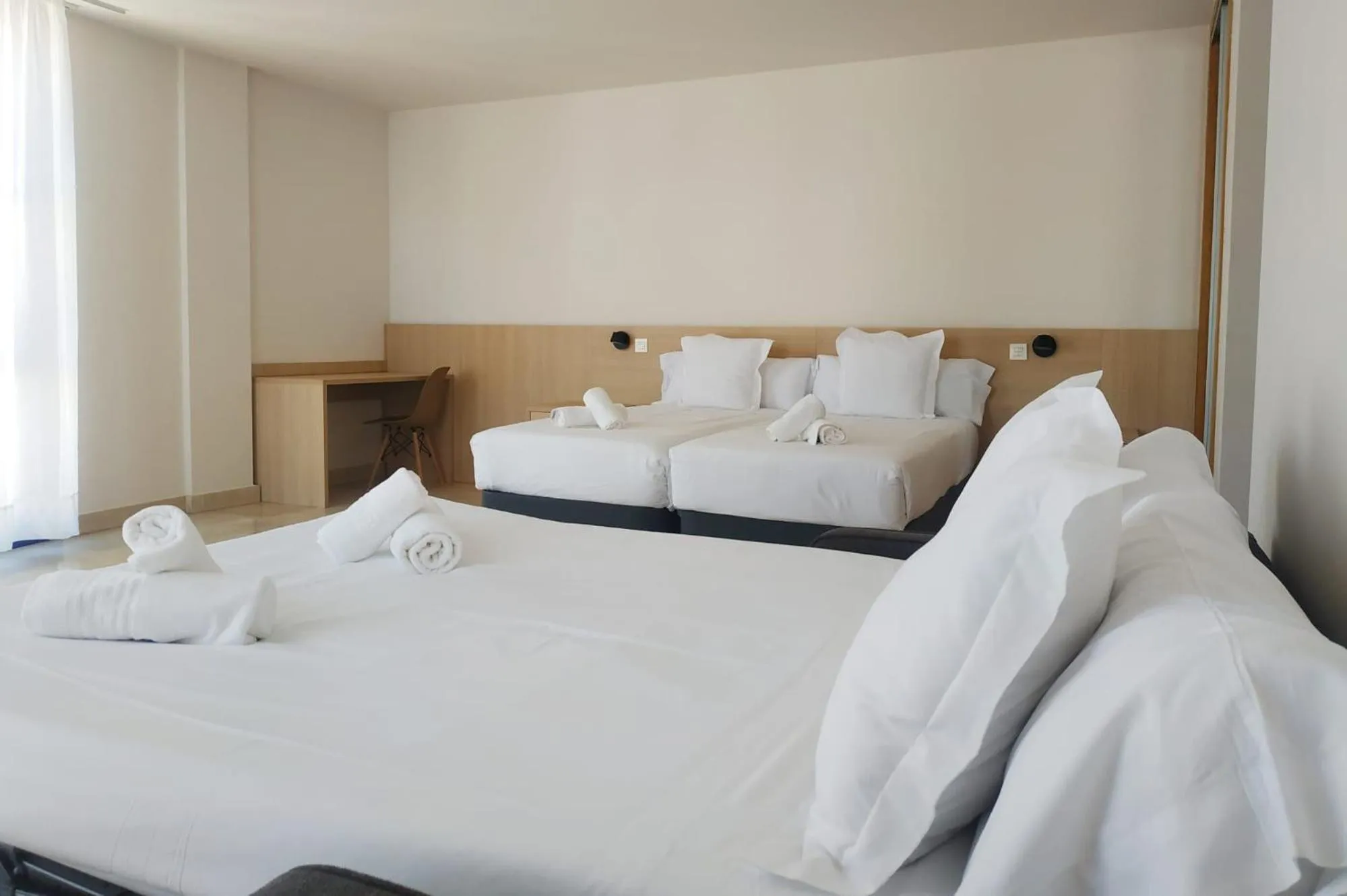 Photo of the whole room, Bed in Iraipe Logroño Hotel