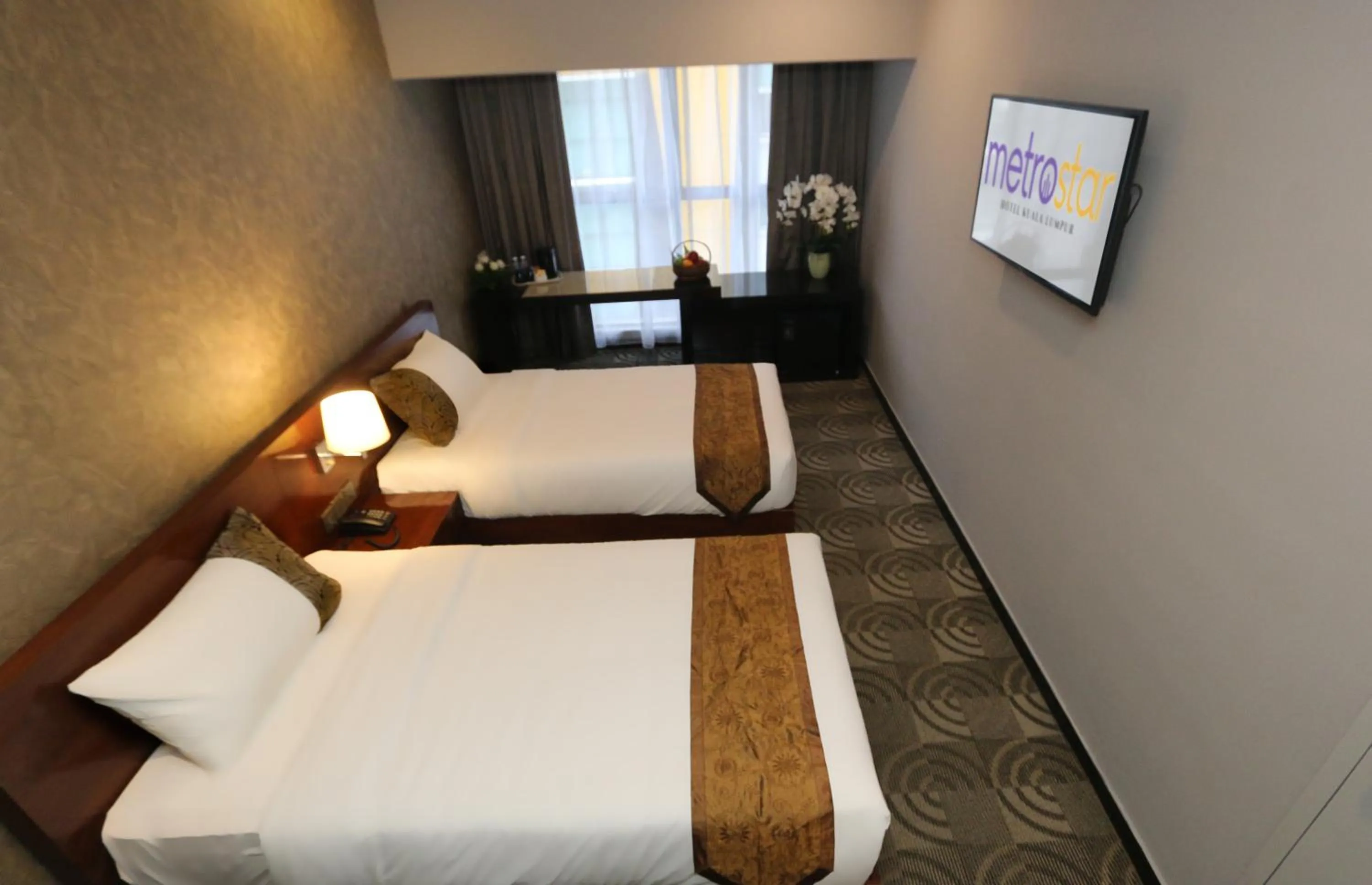 Bed in Metrostar Hotel Kuala Lumpur