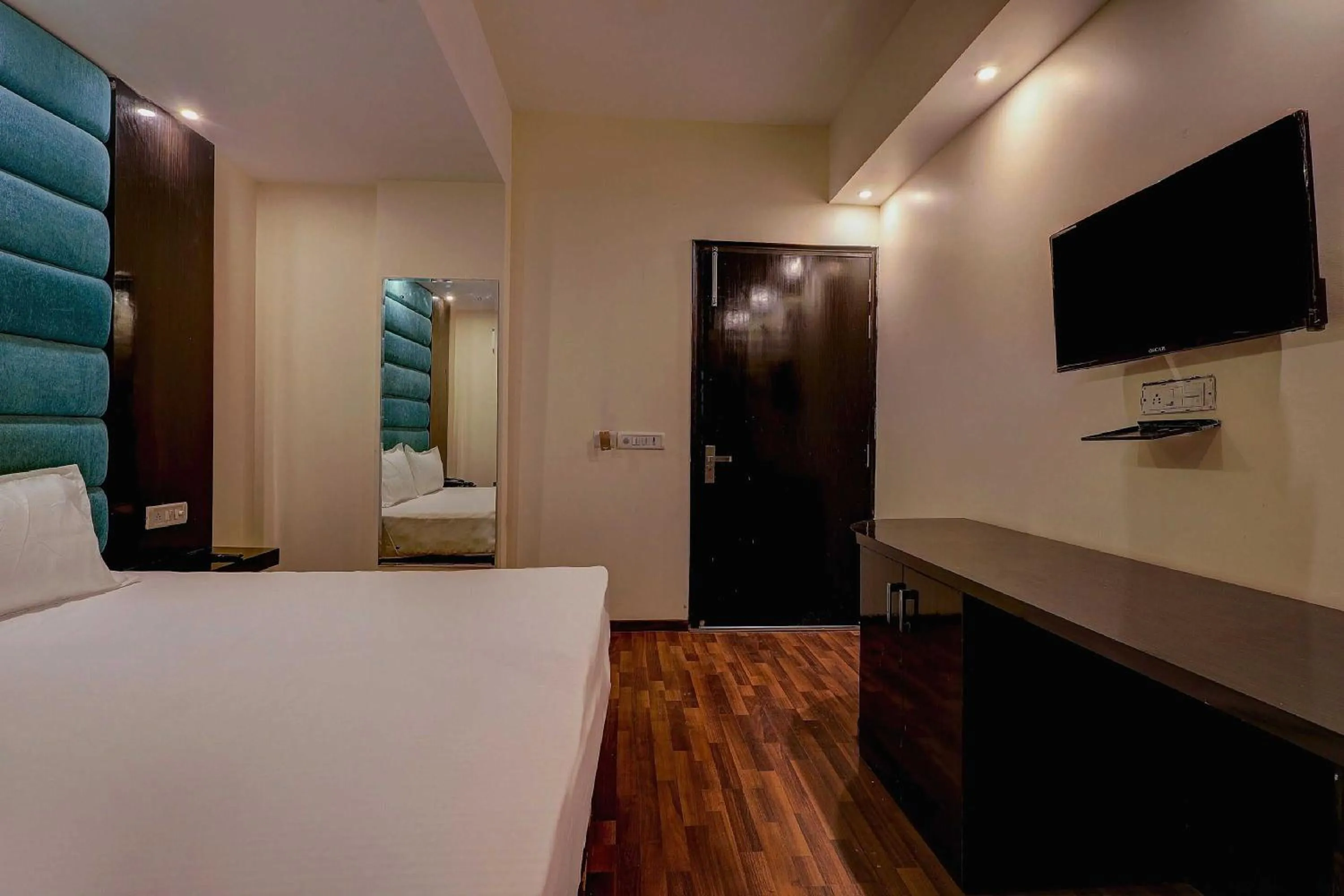 Facade/entrance in Hotel O Golden King