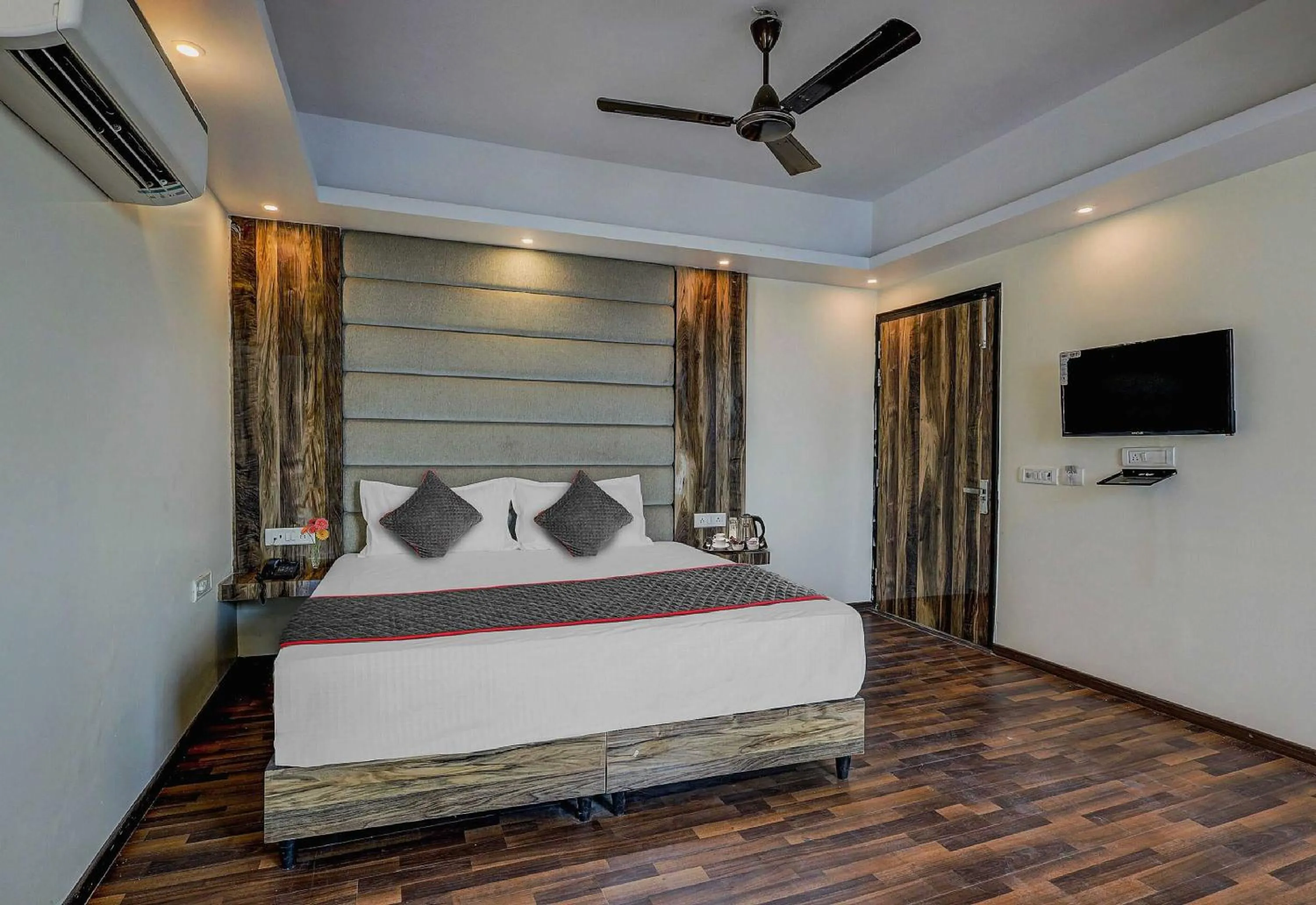 Bedroom in Hotel O Golden King