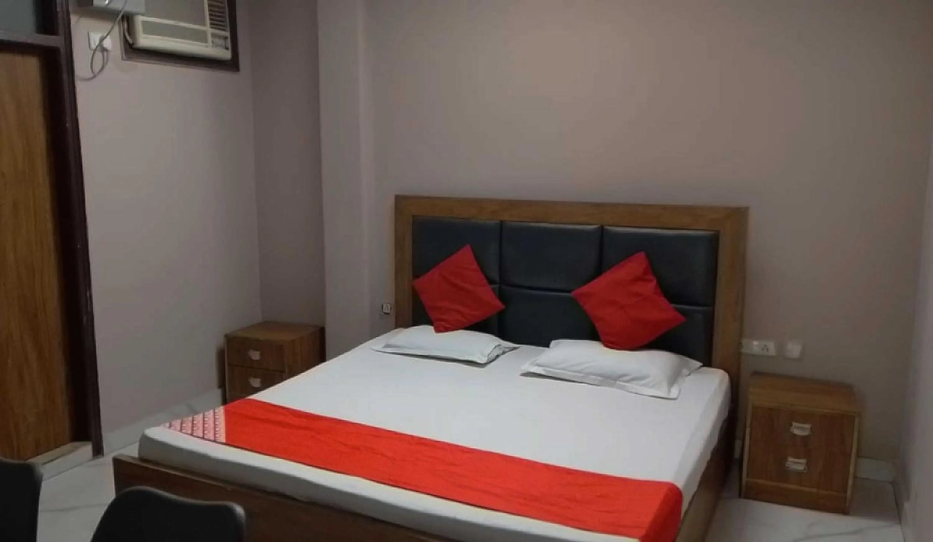 Bedroom in Hotel O Golden King