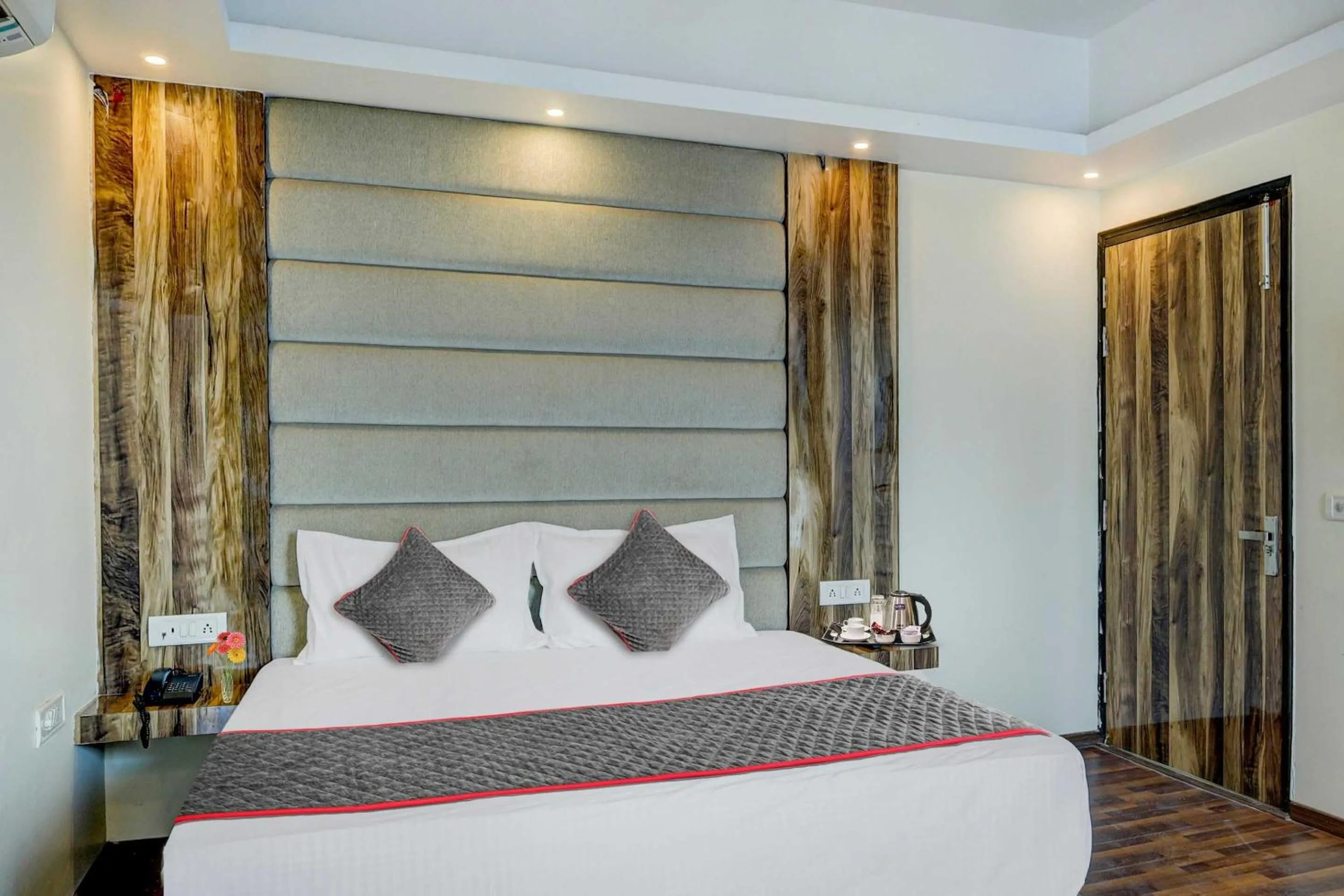 Bedroom in Hotel O Golden King