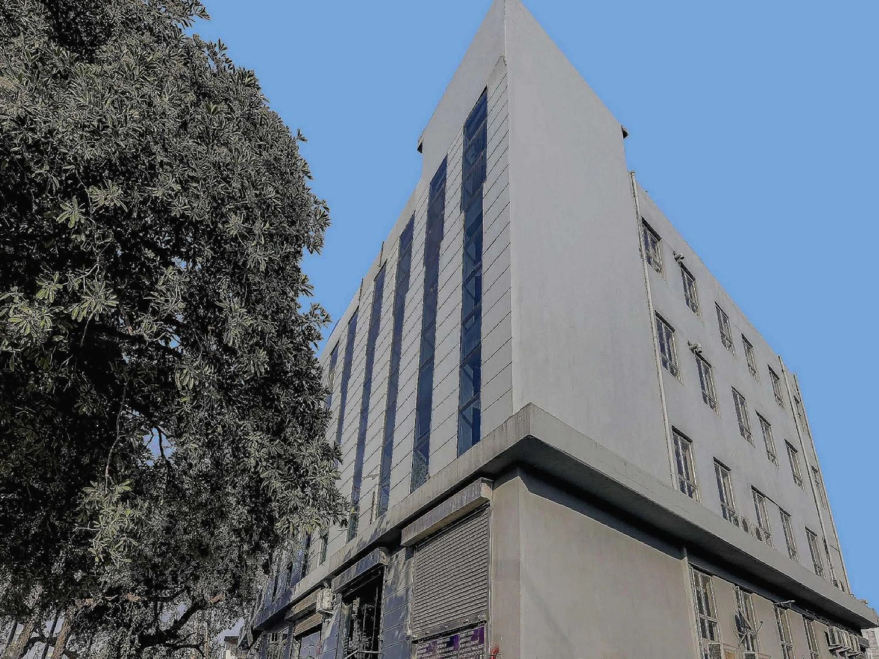 Facade/entrance in Hotel O Golden King